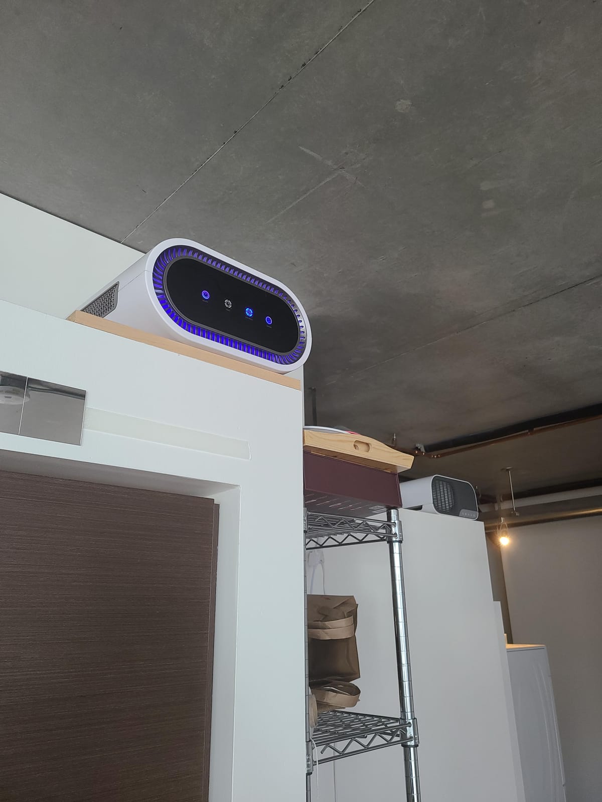 AZEUS Air Purifier for Wildfire Smoke, UV-C HEPA for Home Large Room, White | HEPA captures 99.97% ash, PM2.5 & pet dander, smoke filter, Ionic, Covers 2160 sq ft, Smart sensor, Quiet mode, Filter alert customer photo 1