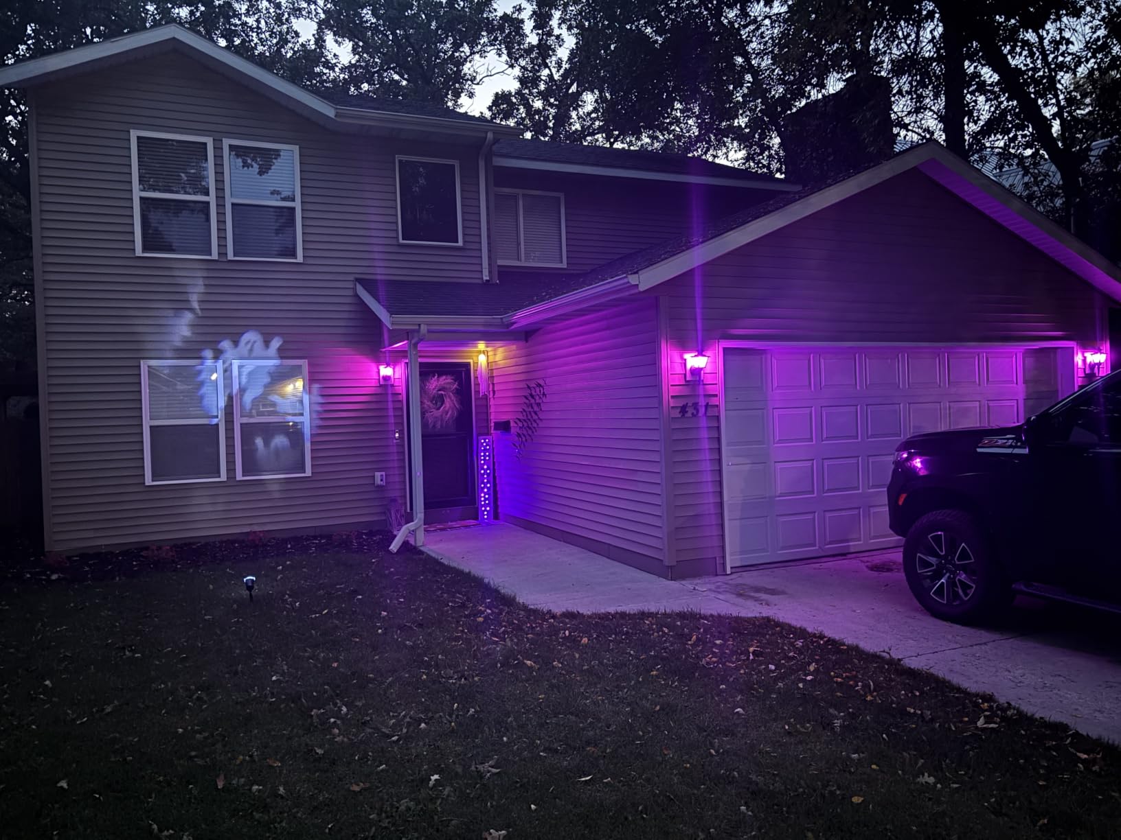 PEIDUO Halloween Projector Lights, Rotating Ghost Projector Halloween, Waterproof Outdoor Halloween Projector, Landscape, Yard, Patio, Garden, Party Decor customer photo 1