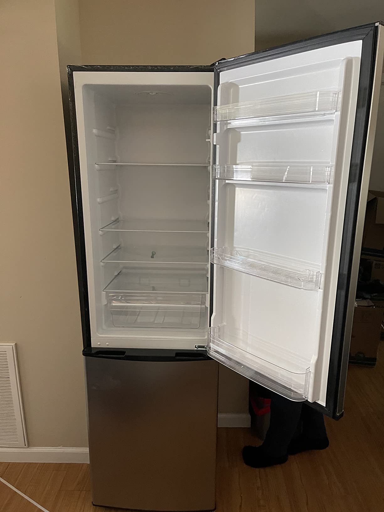 Hamilton Beach 9.2 cu. ft. Bottom Mount Freezer Refrigerator, Stainless Steel (Compact Apartment Size) customer photo 2