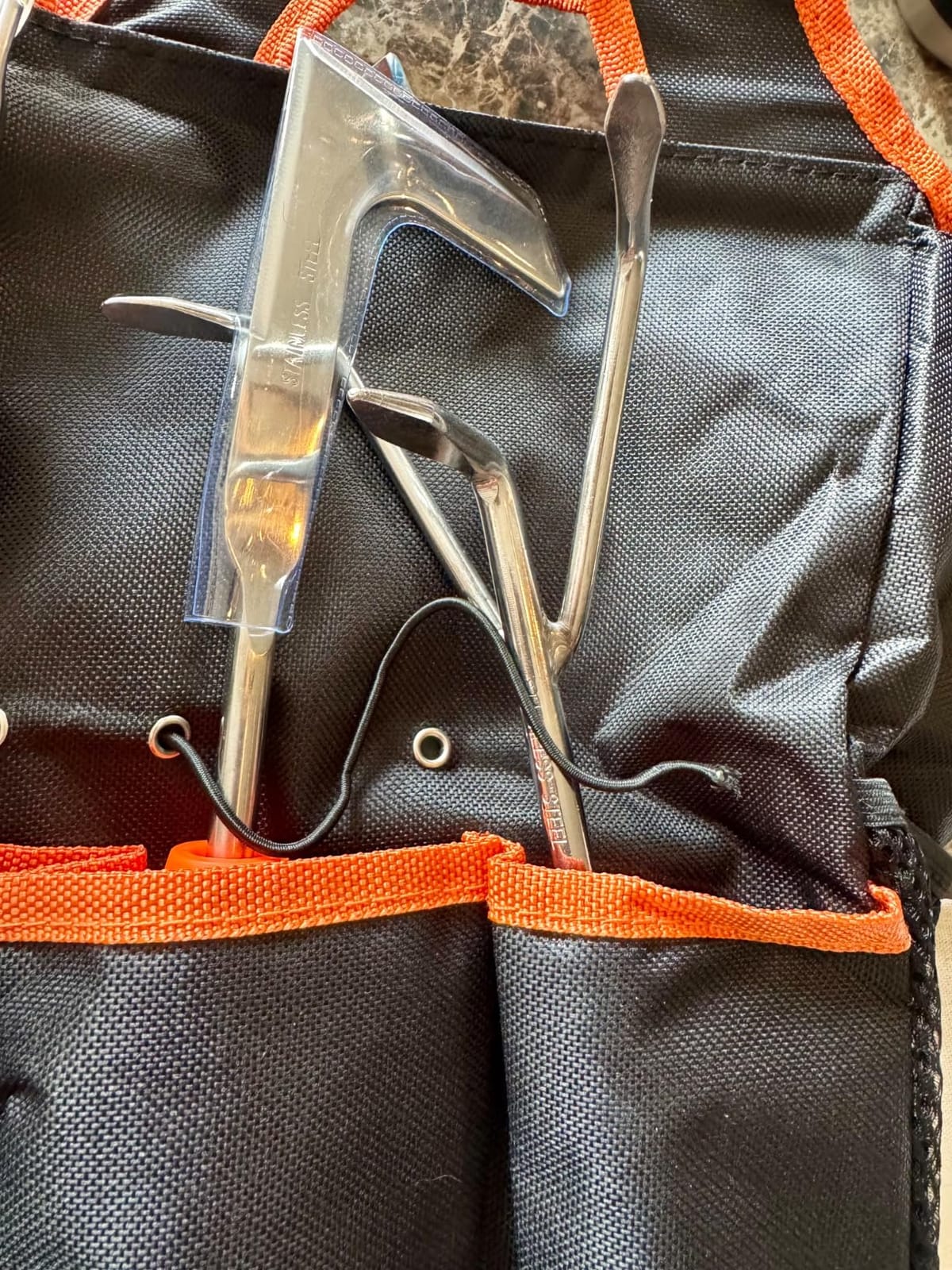 9 Piece Garden Tool Set | Heavy Duty Stainless Steel, Ergonomic Non-Slip Rubber Handles, Pruning Shears, Trowel, 600D Storage Tote Bag customer photo 2