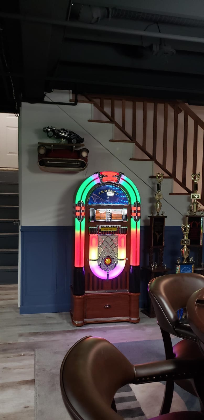 Crosley CR1215A-WA Jukebox with ST15-WA Stand Included, Walnut | AM/FM Radio, Bluetooth In, CD Player customer photo 2