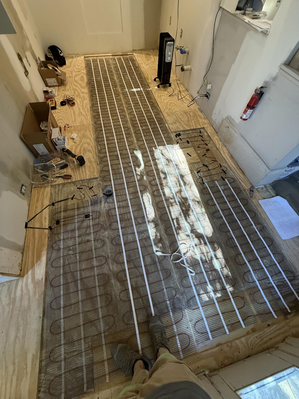 80 sqft Floor Heating System, WiFi Thermostat - 120V Heated Floor | 20in x 48.8ft Self-adhesive Mat, Alarm, UWG4 Smart T/Stat w/ GFCI, Sensor | Radiant Floor Heating For Tile, Bathroom, & More customer photo 2