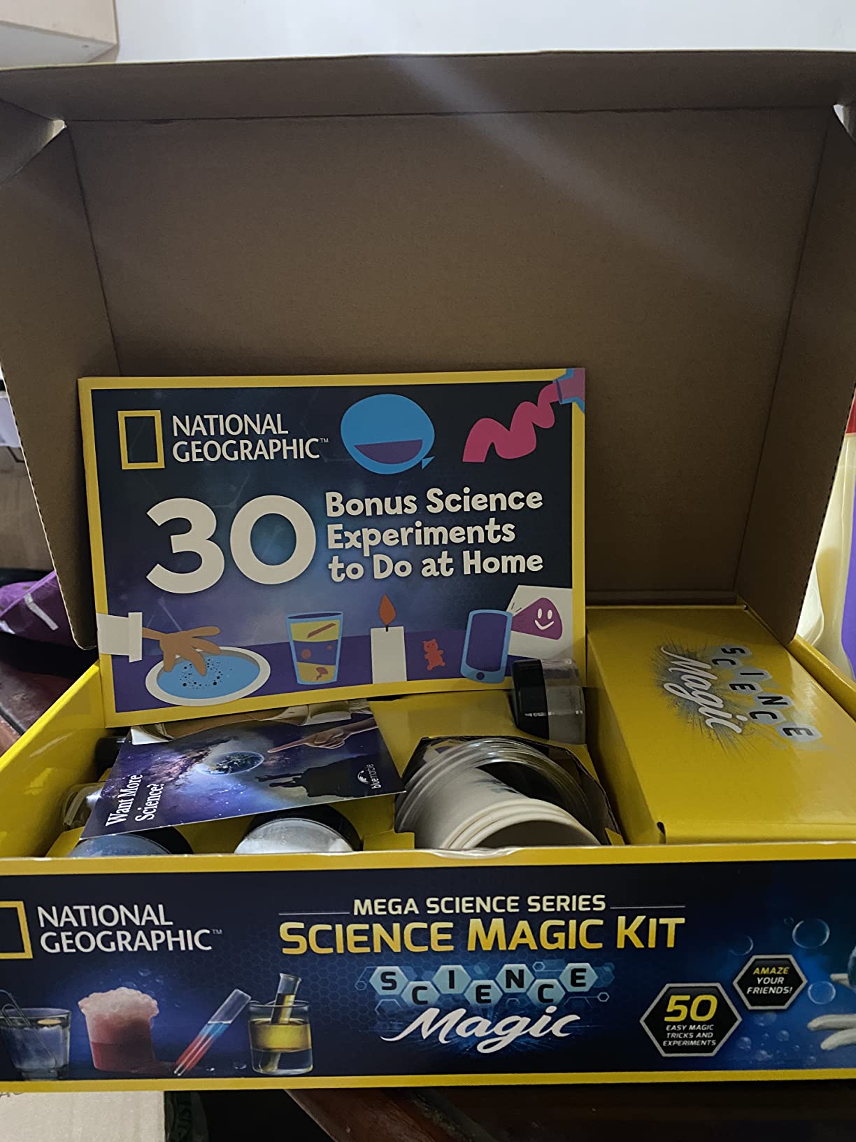 NATIONAL GEOGRAPHIC Science Magic Kit - Science Kit for Kids with 100+ Unique Experiments and Magic Tricks, Chemistry Set and STEM Project, A Great Gift for Boys and Girls customer photo 1