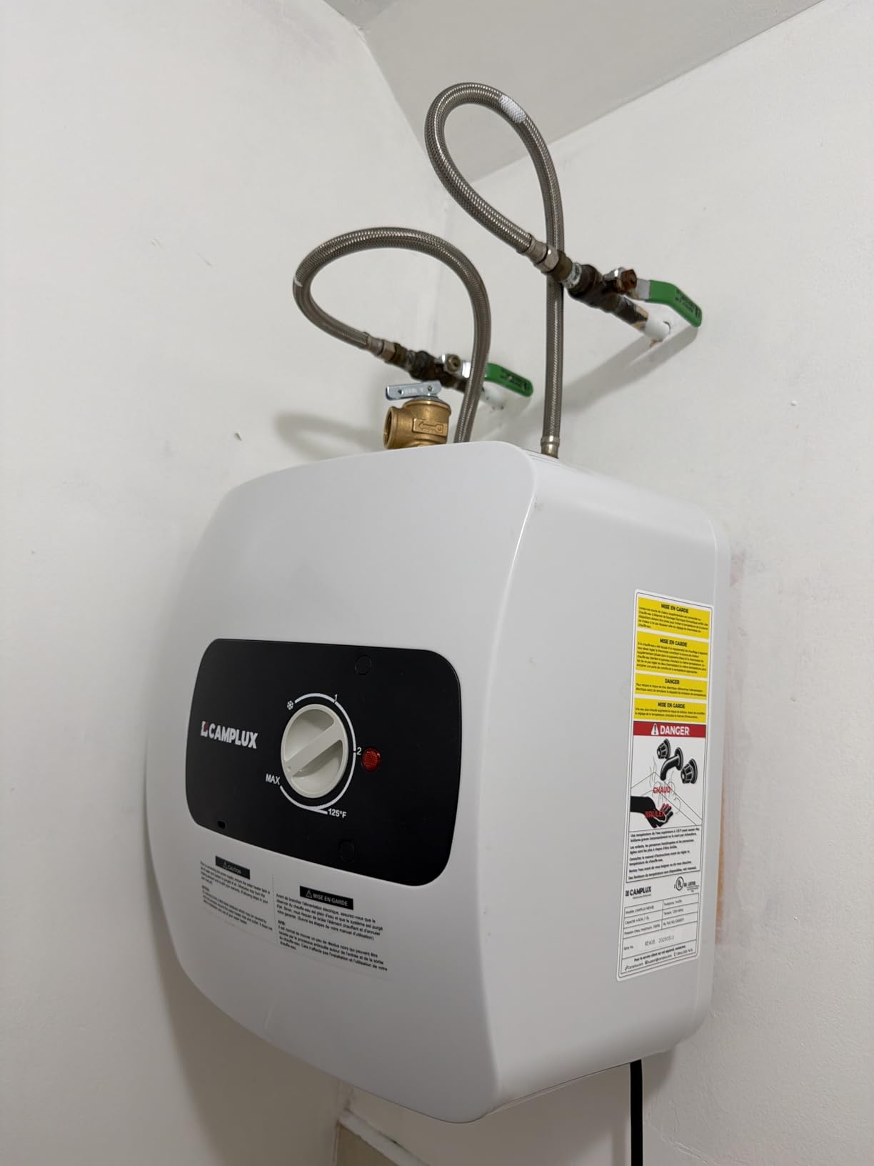 CAMPLUX Electric Hot Water Heater 6.5 Gallons, Mini Tank Water Heaters Electric 120V 1440W, Easier Using with Adjustable Thermostat, Save Time, UL Listed customer photo 1