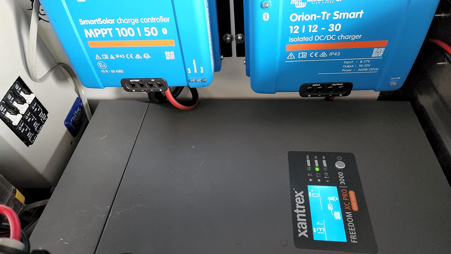 Xantrex 818-3010 Freedom XC Pro 3000 Inverter/Charger - 3000W, 150A customer photo 1