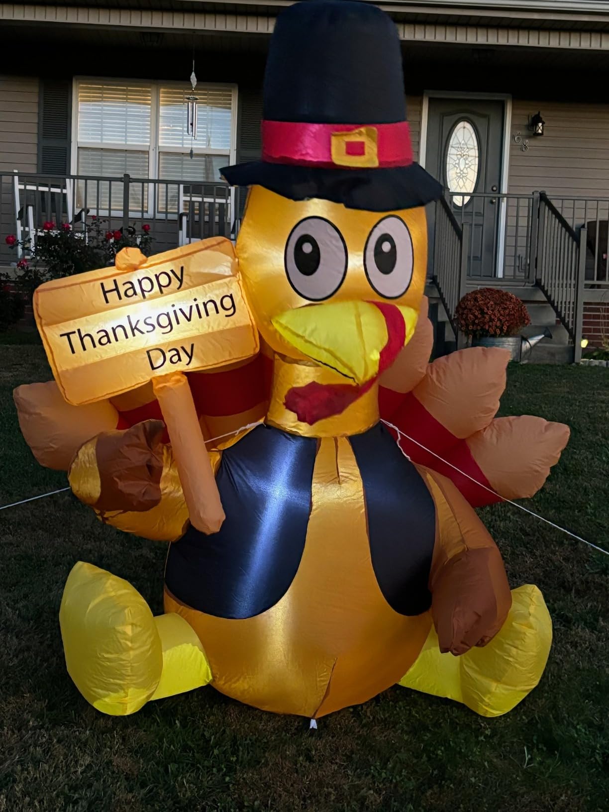 Thanksgiving Decoration Inflatable Turkey, 6FT Lighted Blow up Turkey Happy Thanksgiving Day, Thanksgiving Inflatables with LED Lights Yard Lawn Decor Display Autumn Outdoor Decoration customer photo 1