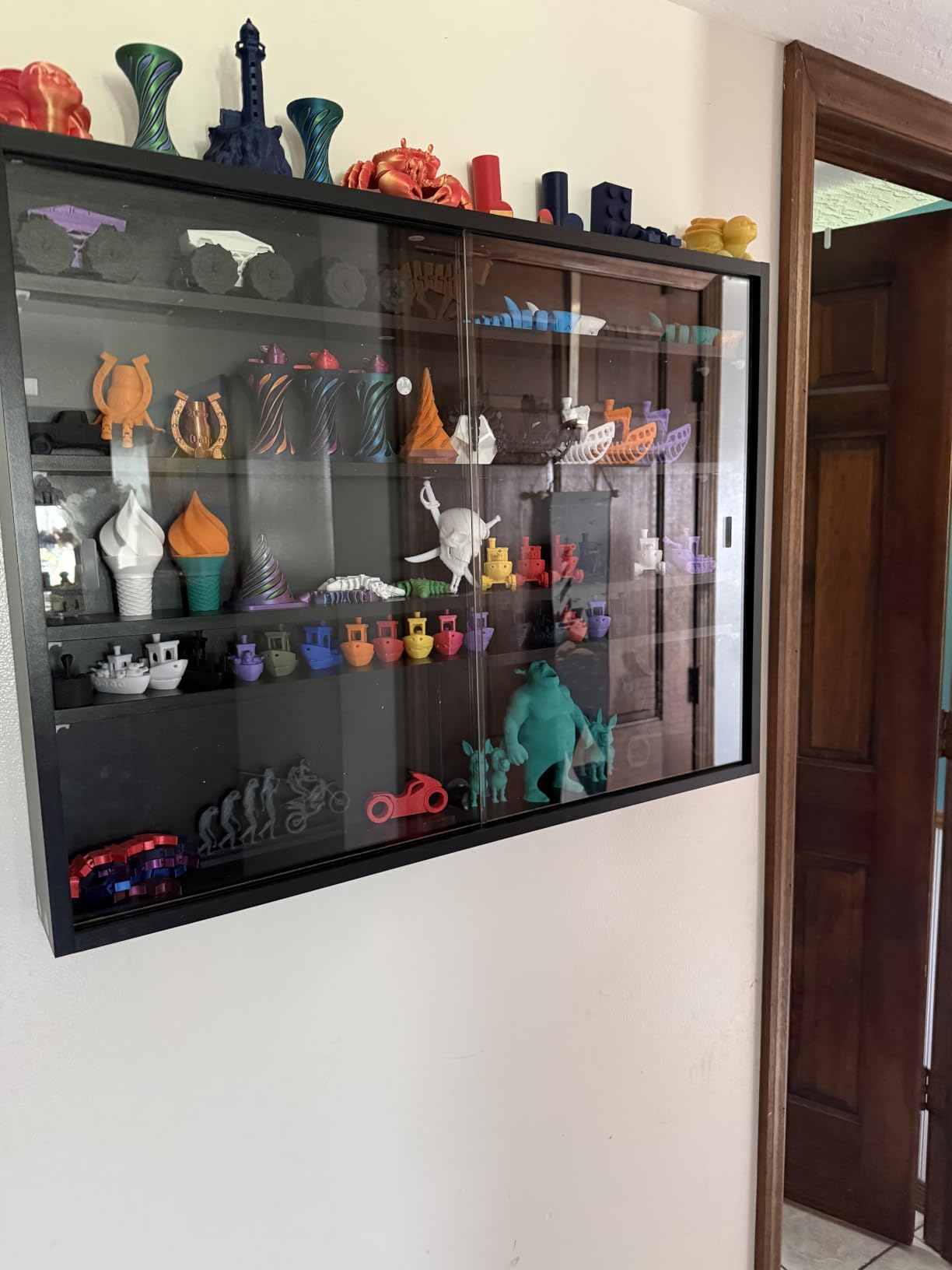 HOMCOM 5-Tier Display Cabinet, Glass Door Cabinet with Adjustable Shelves, Wall-Mounted Display Case for Playroom, Bedroom, Black customer photo 2