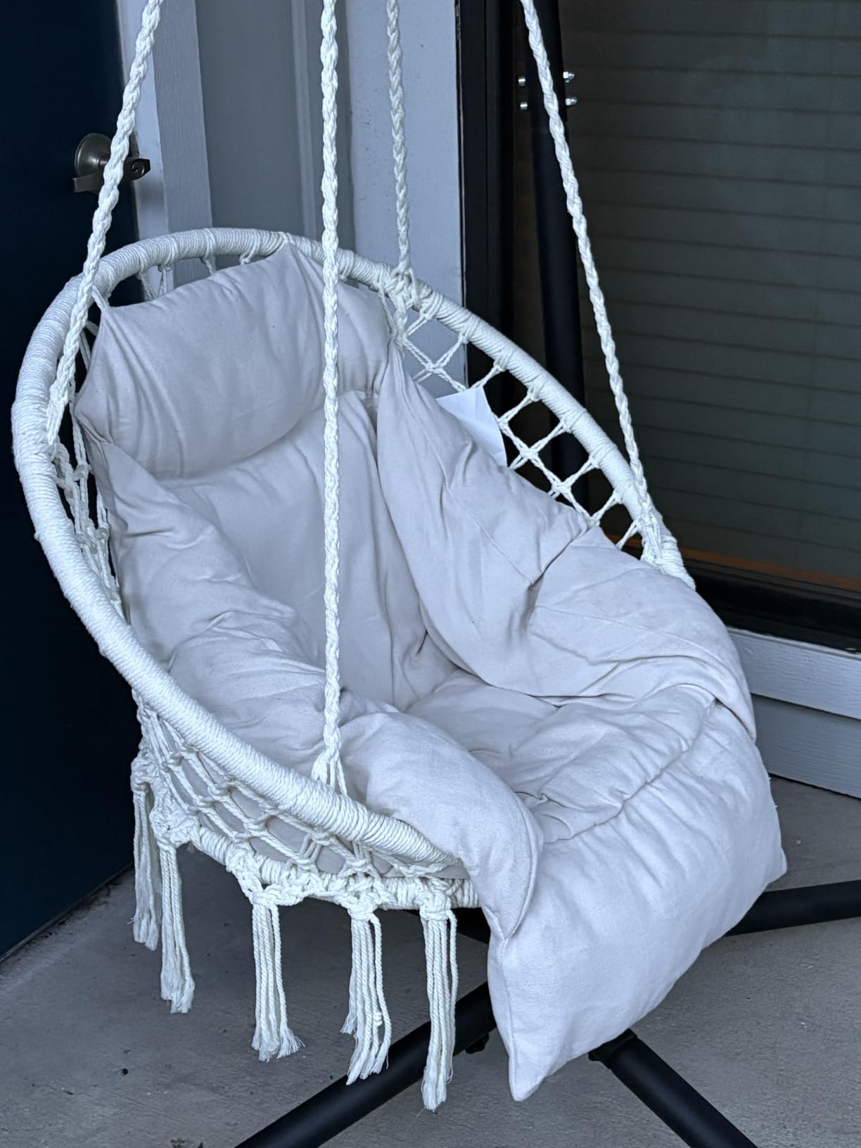 SONGMICS Hanging Chair, Boho Swing Chair with Large, Thick Cushion, Hammock Chair, Holds up to 264 lb, Accessories Included, Cream White, SOGNIA Collection, UGDC042M01V3 customer photo 1
