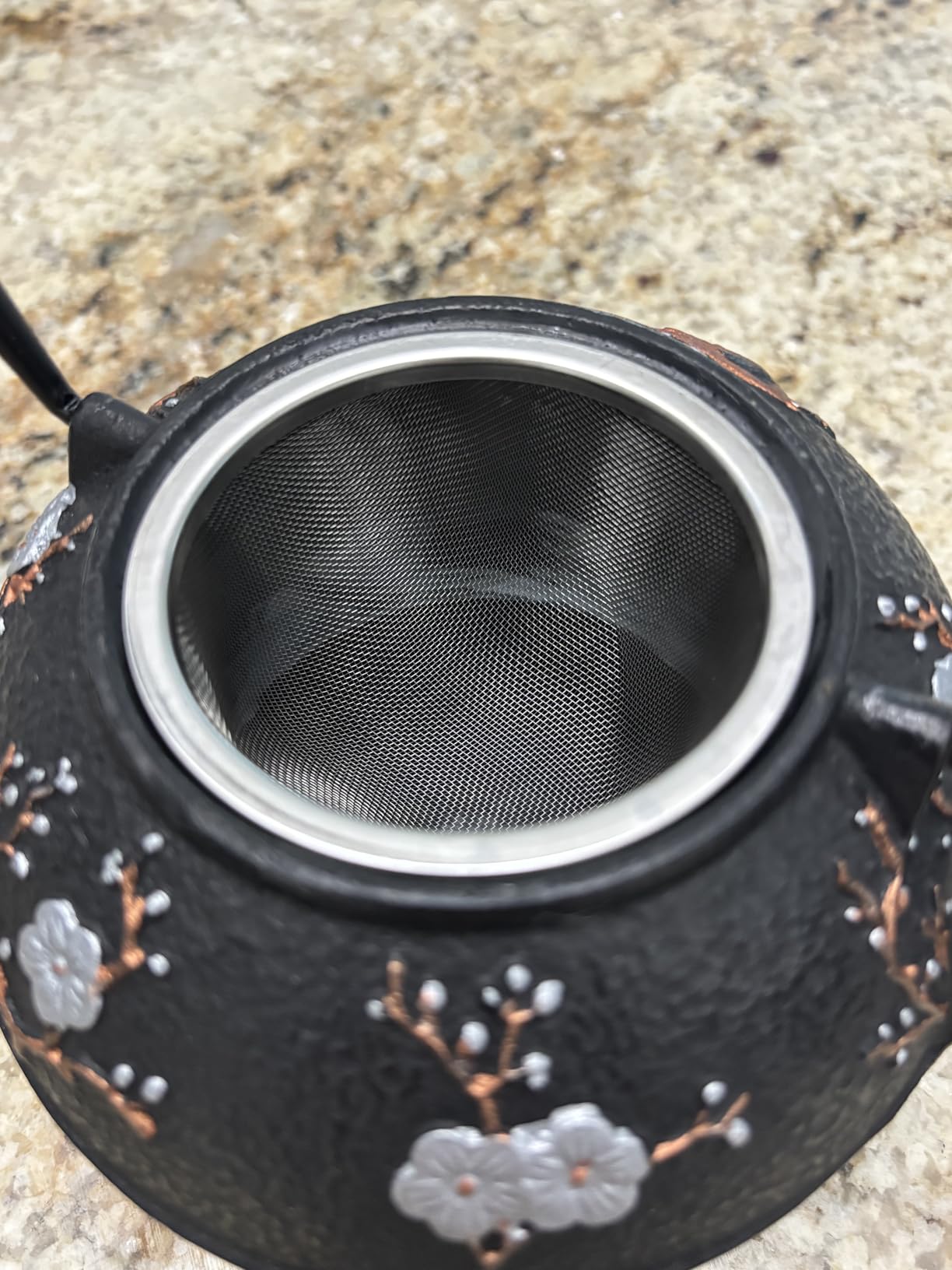 Japanese Style Cast Iron Teapot with 4 Tea Cups Trivet Tetsubin Tea Kettle with Infuser Chinese Tea Set for Adults Iron Tea Pots Black (Magpie and Plum Pattern) customer photo 1