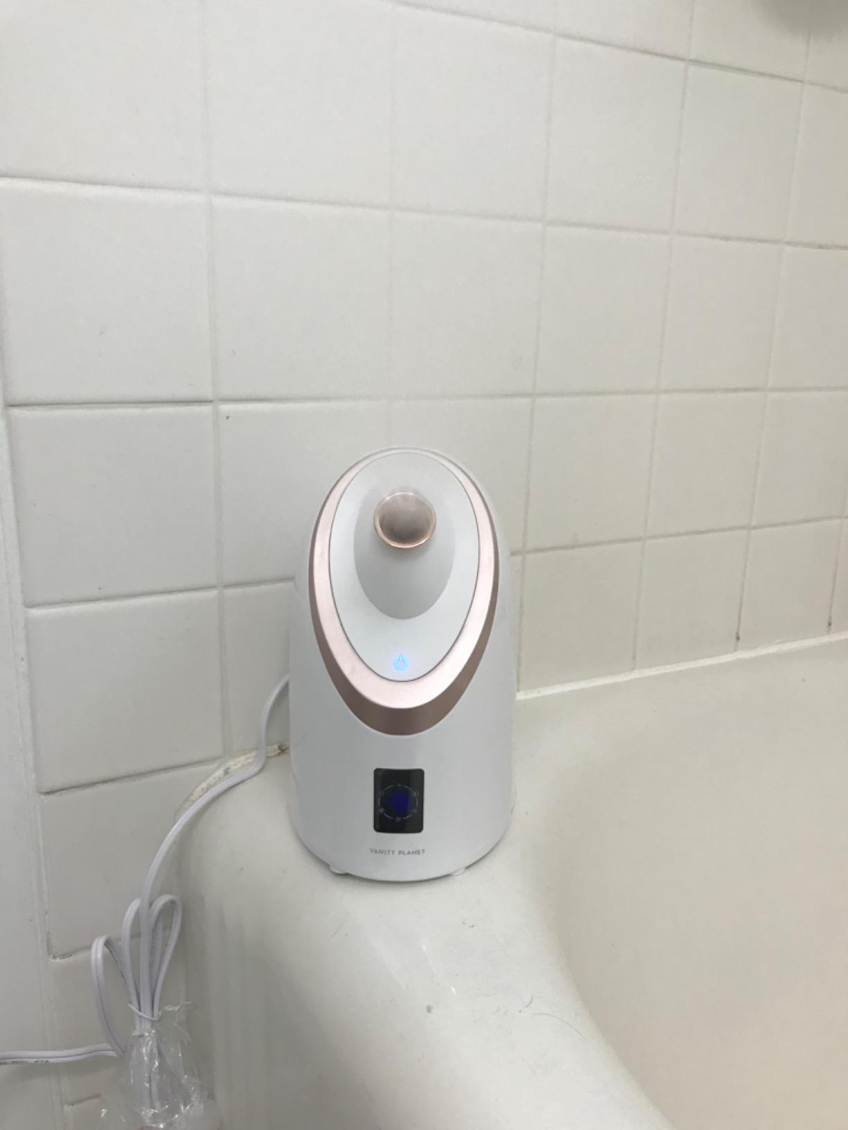 Vanity Planet Senia Hot and Cold Facial Steamer - Face Steamer for Facial Deep Cleaning, Aromatherapy, Detoxifying and Moisturizing - Steamer for Face with 6-Mode Smart Steam Technology | Face Steamer Exfoliates & Hydrates Skin to Unclog and Clean Pores, Detoxify, Hydrate, Deep Clean, Aromatherapy, Moisturizing customer photo 2