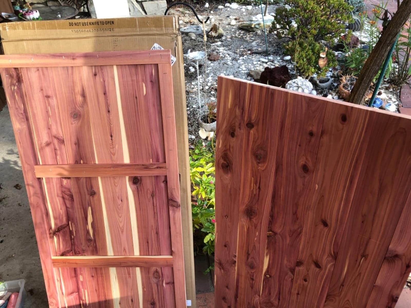 Household Essentials Cedar Fresh Cedar Panels for Closet 2 Pack, Bracket-Free with a Variety of Potential Uses, Natural customer photo 2