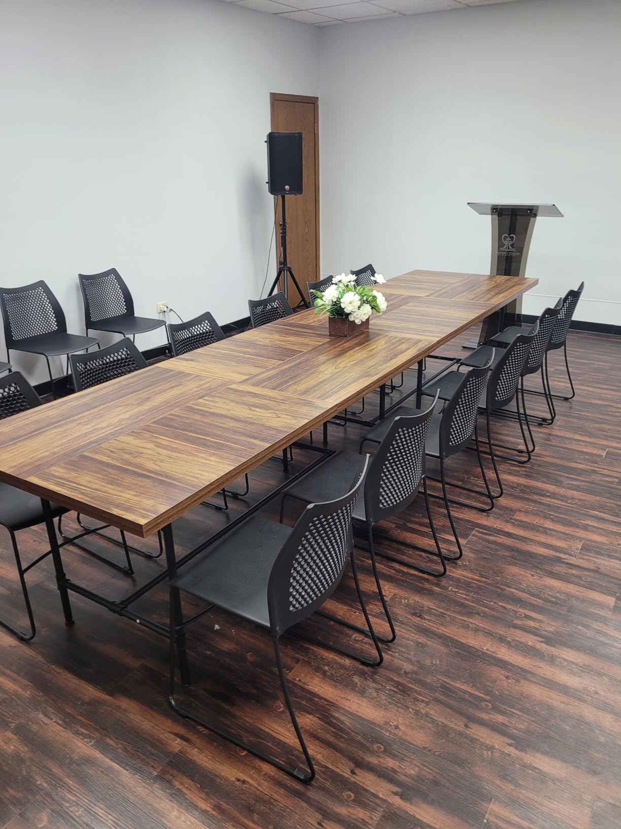 Tribesigns 8FT Conference Table, 94.48L x 47.21W x 29.52H Inches Boat Shaped Meeting Table with Rectangle Grommet, Modern Seminar Boardroom Table for Office Conference Room (Light Wood Grain, 8ft) customer photo 2
