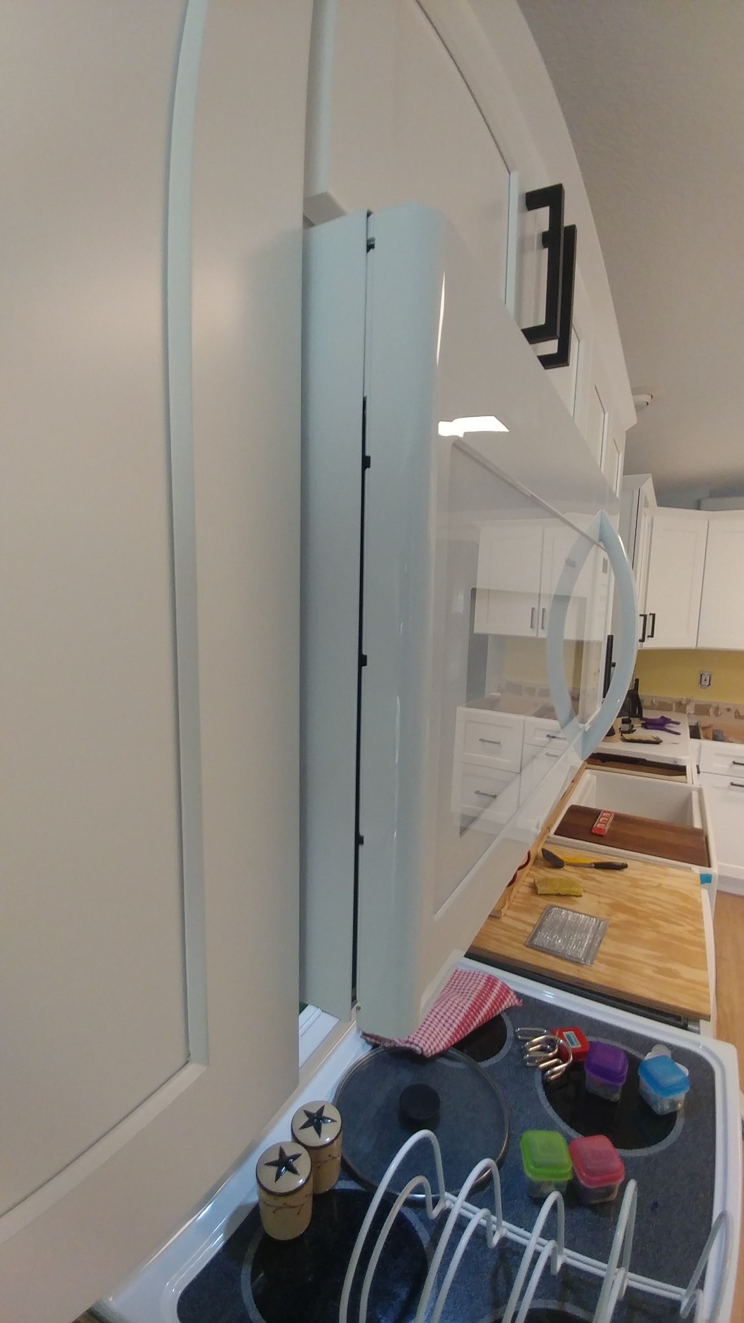 Frigidaire FFMV1846VW 30