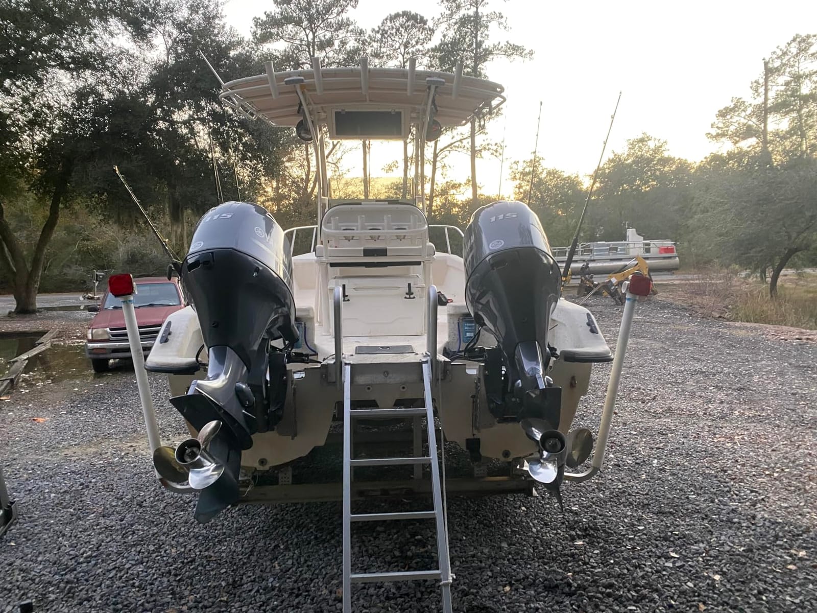 Extreme Max 3005.4227 Heavy-Duty Aluminum Slanted Flip-Up Dock Ladder with Comfort Use Round Tube Frame - 4-Step, 300 lbs. Weight Capacity customer photo 1