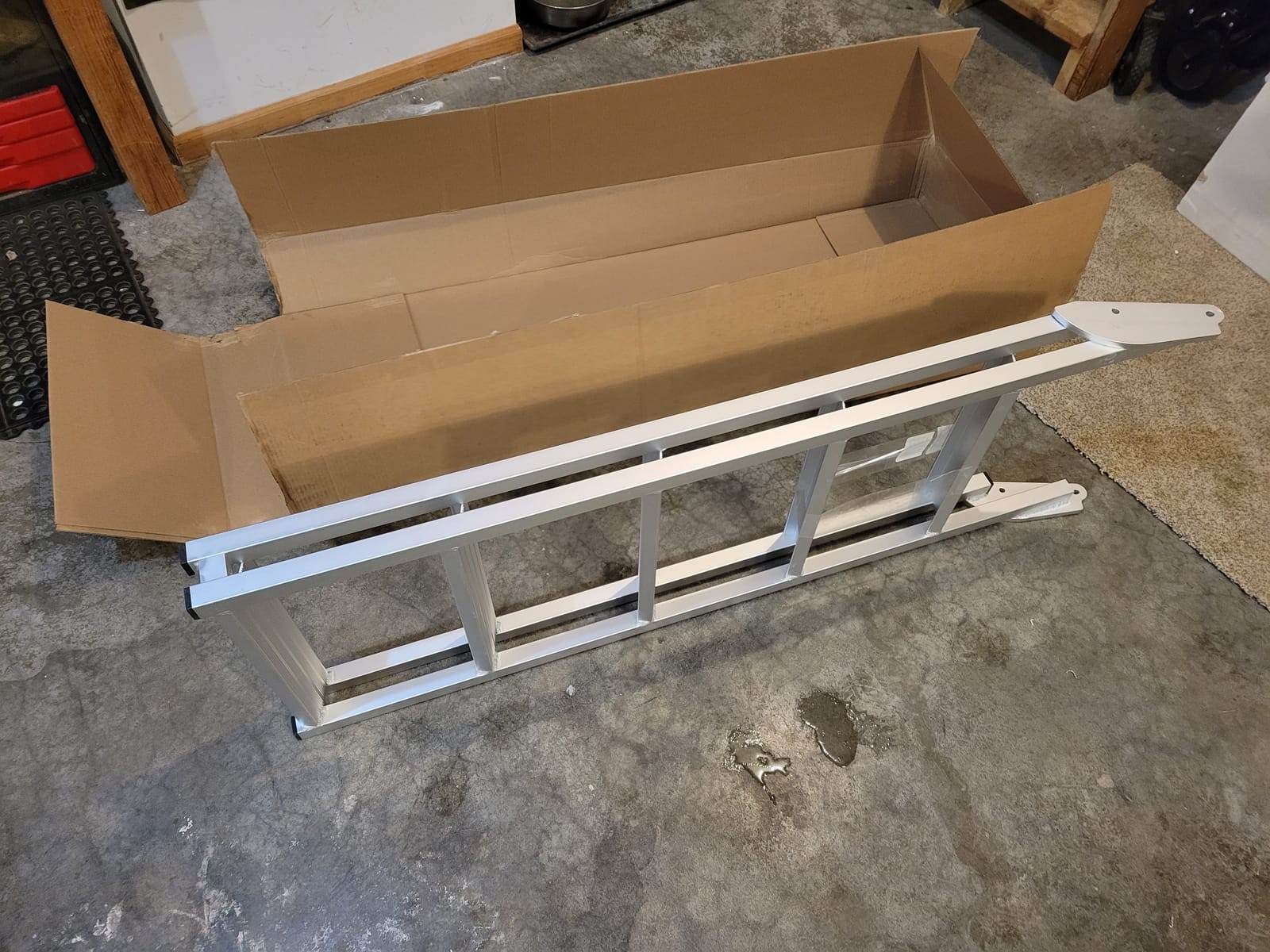 Extreme Max 3005.4227 Heavy-Duty Aluminum Slanted Flip-Up Dock Ladder with Comfort Use Round Tube Frame - 4-Step, 300 lbs. Weight Capacity customer photo 2
