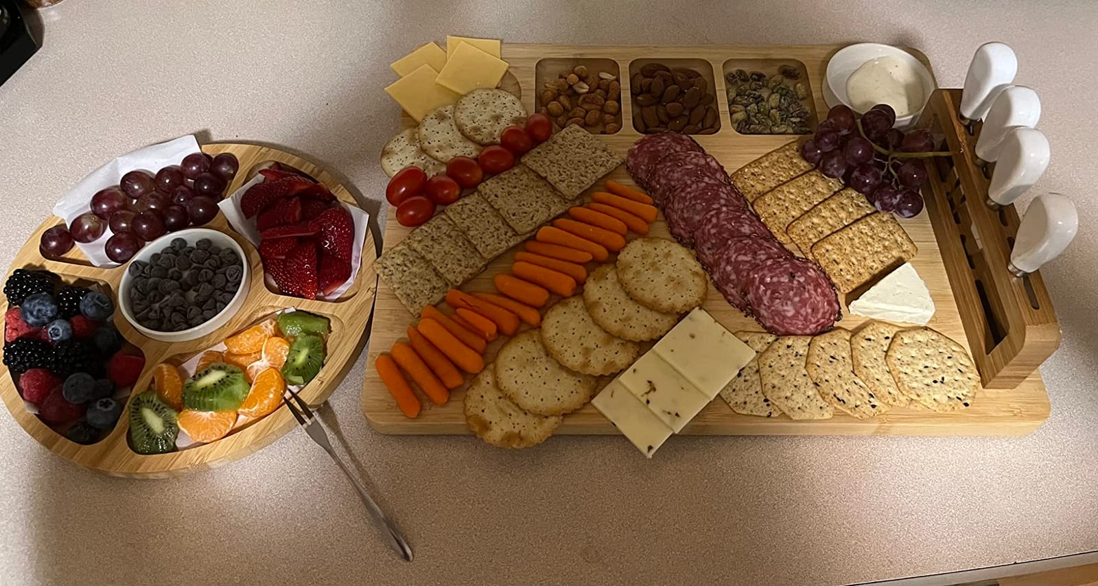 SMIRLY Charcuterie Boards Set, Large Cheese Board with Accessories, Bamboo | House Warming Gifts, Wedding Gifts for Couples, Bridal Shower Gifts, Magnetic Holder for 4 Cheese Knives, Fruit Tray customer photo 2