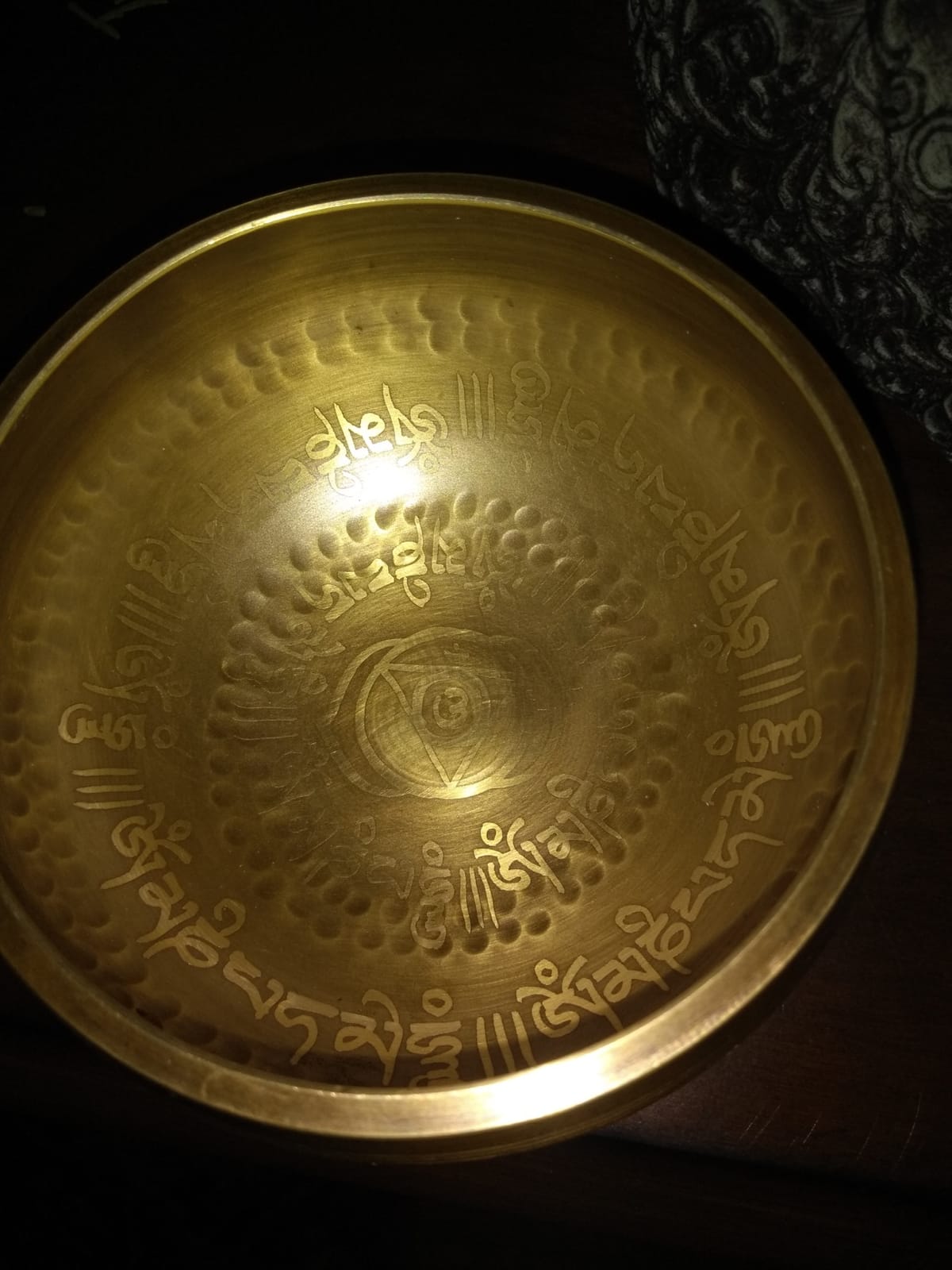 Tibetan Singing Bowl Set with Holy Buddhist Mantra and Sacred Third Eye Symbol from Nepal~ Antique design suitable for Yoga, Meditation, Sound Healing & Chakra Balancing~ customer photo 2