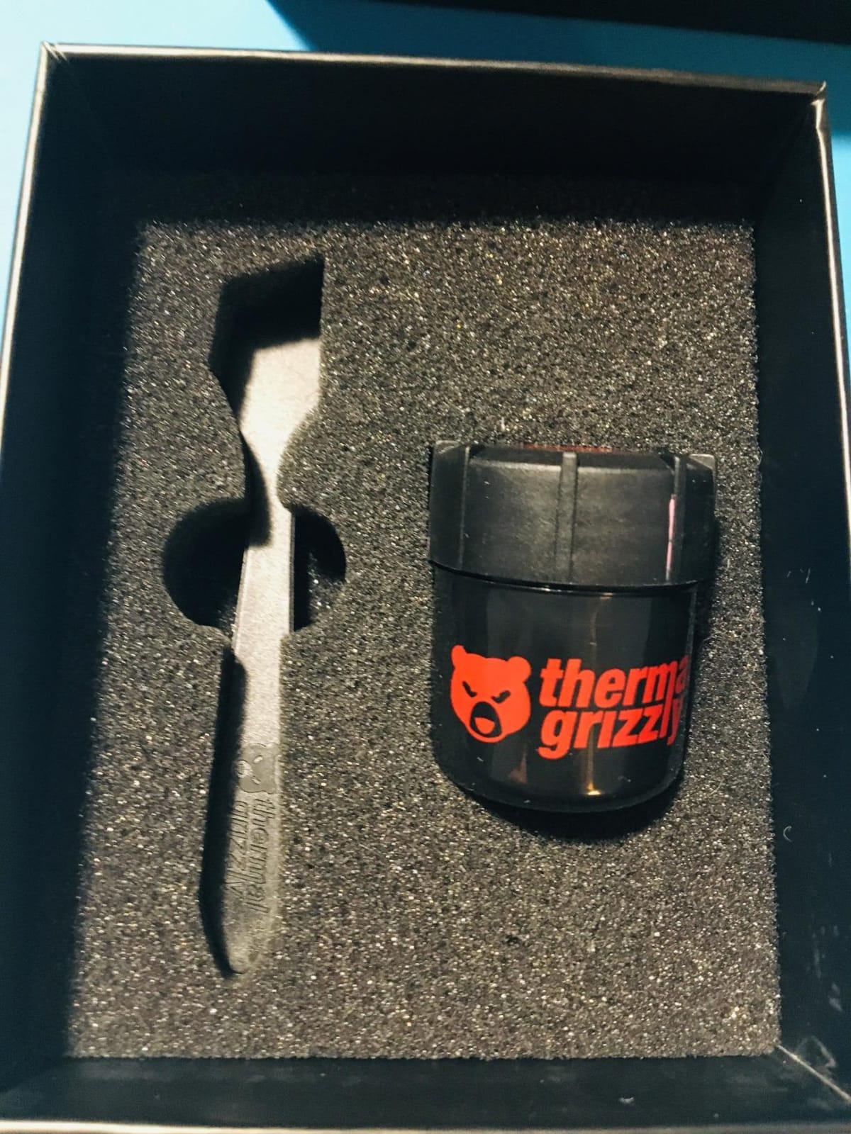 Thermal Grizzly Kryonaut Extreme - 2 Gram - Extremely High Performance | Thermal Paste for Maximum Thermal Conductivity While Overclocking CPU/GPU/PS4/PS5/Xbox customer photo 1