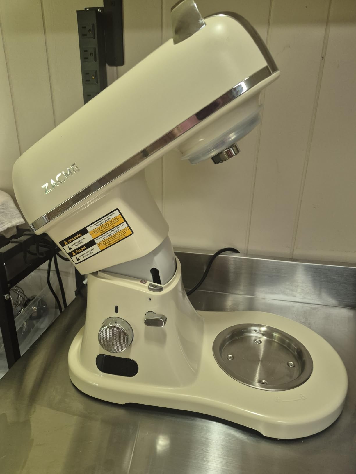 ZACME 8.4QT Commercial Stand Mixer 800W with Aluminum Die Casting Meets the Standard of NSF/ANSI 8-2023, Mixers Kitchen Electric Stand Mixer with Stainless Steel 8L Bowl, Dough Hook, Whisk and Beater customer photo 2