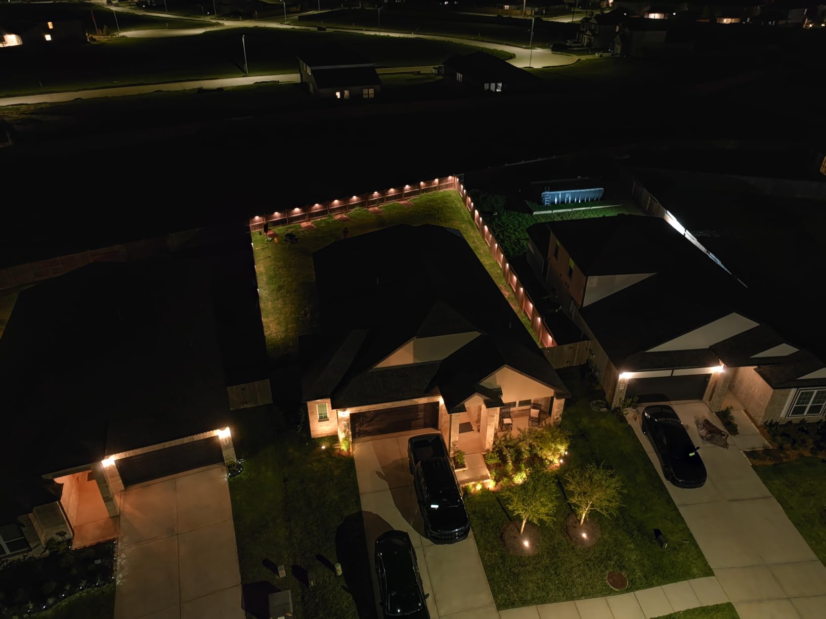 Philips Hue Lily Outdoor Smart Spotlight Base Kit, 3 Pack, White and Color Ambiance LED Walkway Lights, Low Voltage Landscape Lighting, Requires Bridge, Control with App & Voice, Weatherproof customer photo 1