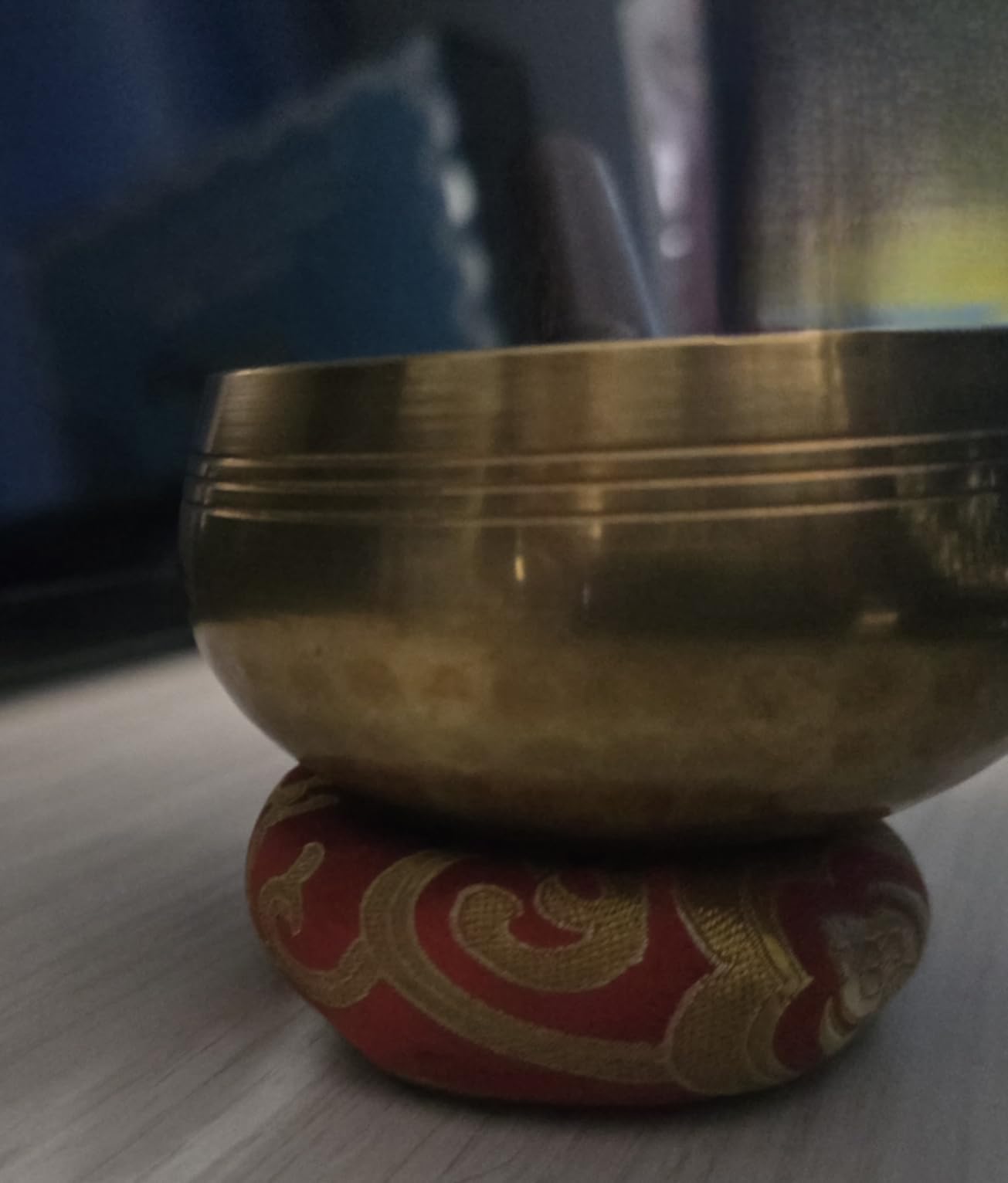 HIMALAYAN HEALING Tibetan Singing Bowls Set~ Meditation Sound Bowl hand Hammered in Nepal For Yoga, Meditation, Mindfulness, Healing & Chakra balancing~ customer photo 1