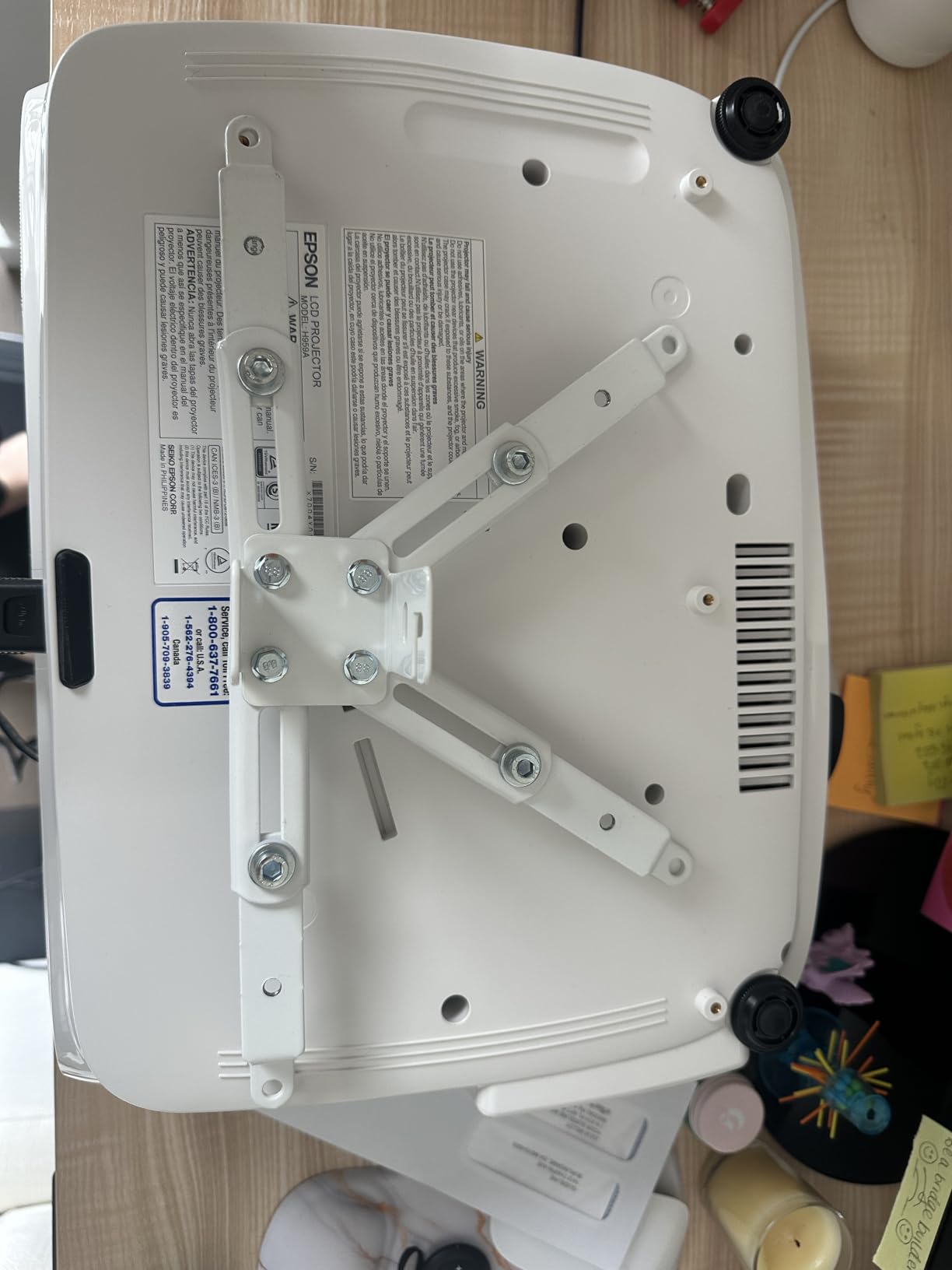 Mount-It! Wall or Ceiling Projector Mount with Universal LCD/DLP Mounting for Epson, Optoma, Benq, ViewSonic Projectors, 44lb Load Capacity, White customer photo 2