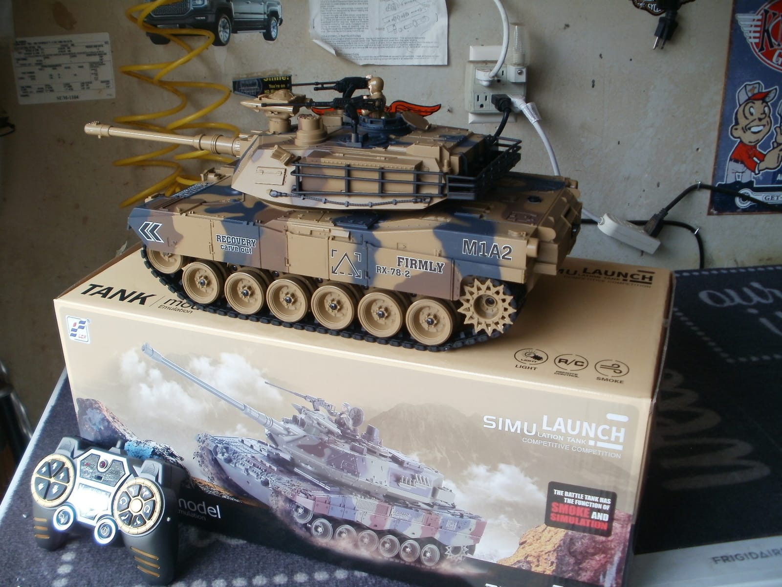 fisca 1/18 Remote Control M1A2 RC Tank with 2.4Ghz, 15 Channel, Smoking - Abrams Main Battle Tank Military Toy for Kids and Adults customer photo 1