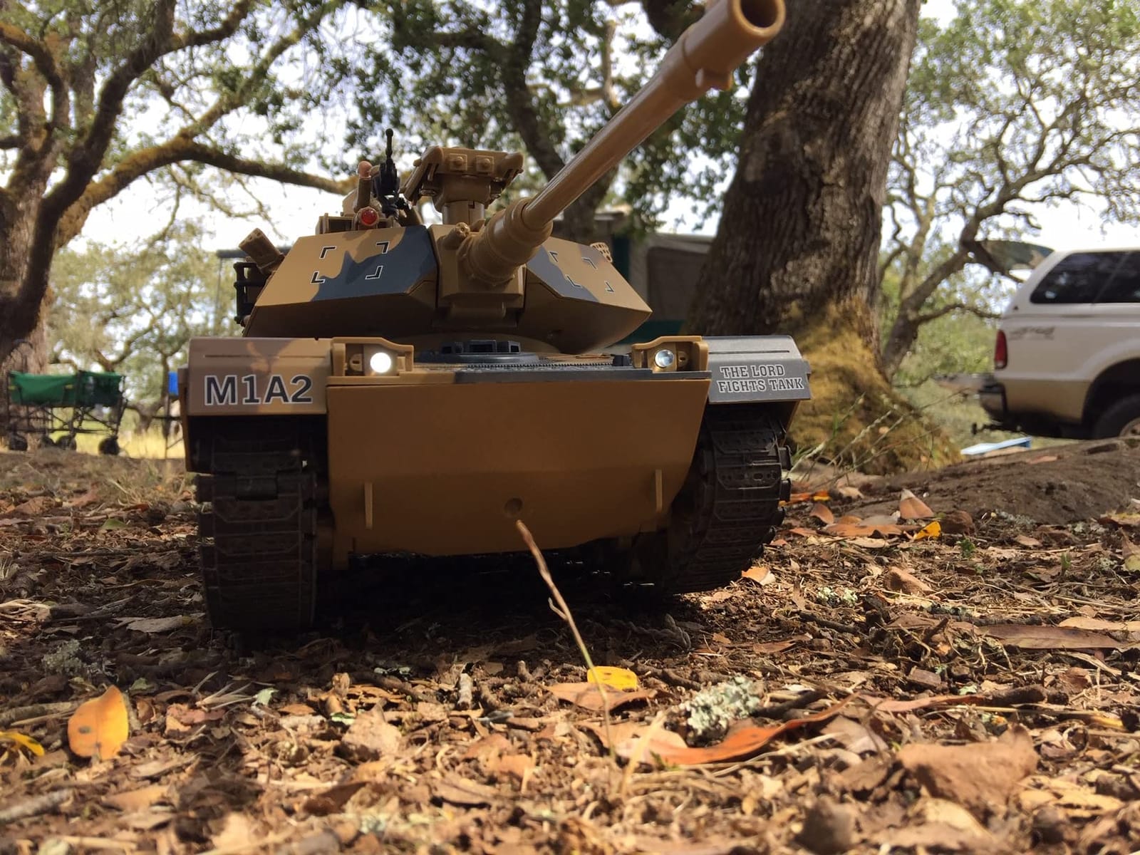 fisca 1/18 Remote Control M1A2 RC Tank with 2.4Ghz, 15 Channel, Smoking - Abrams Main Battle Tank Military Toy for Kids and Adults customer photo 2