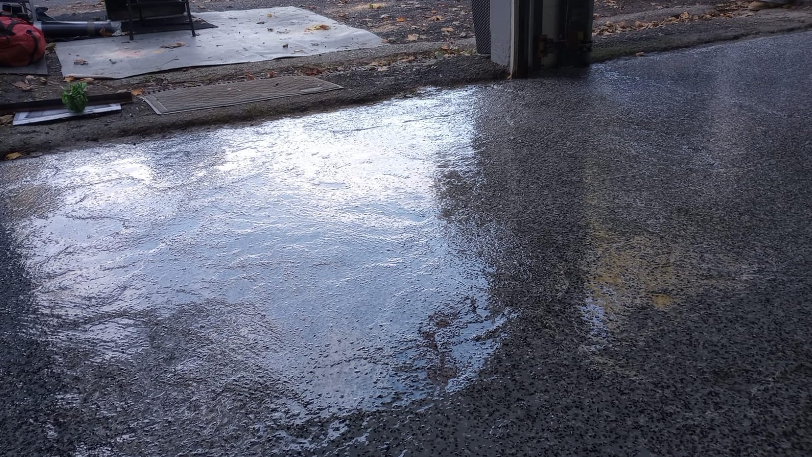 Everflow MPC Epoxy Resin Floor Coating Kit, Grey, 3 Gallon | Garage floor epoxy kit. 100% solids, self-leveling epoxy floor coating. Durable finish for garages and basements. customer photo 1