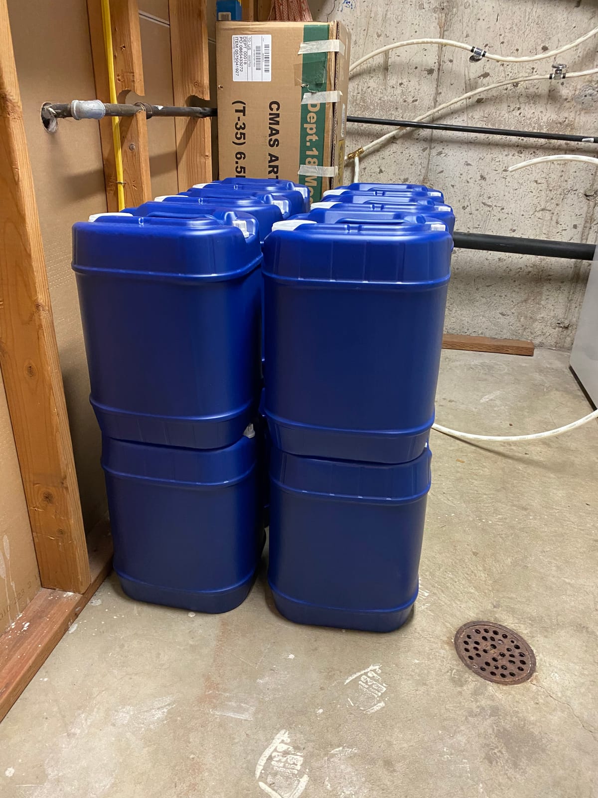 5-Gallon Stackable Water Storage Containers, Emergency Water Storage for Camping and Disaster Preparedness, 20 Gallons customer photo 1