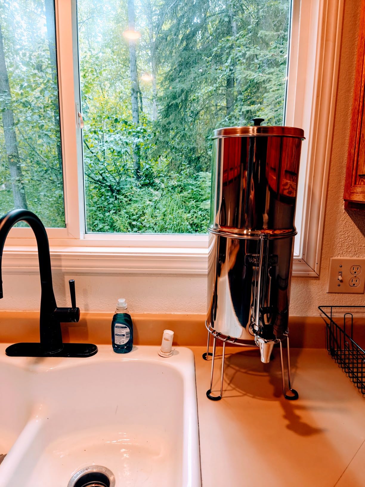 Waterdrop TK-FS Gravity Water Filter System, NSF/ANSI 42&372 Standard | Reduces Chlorine and Lead, Stainless-Steel Water System with 4 Filters, Sight Glass Spigot and Stand, 2.25G customer photo 2