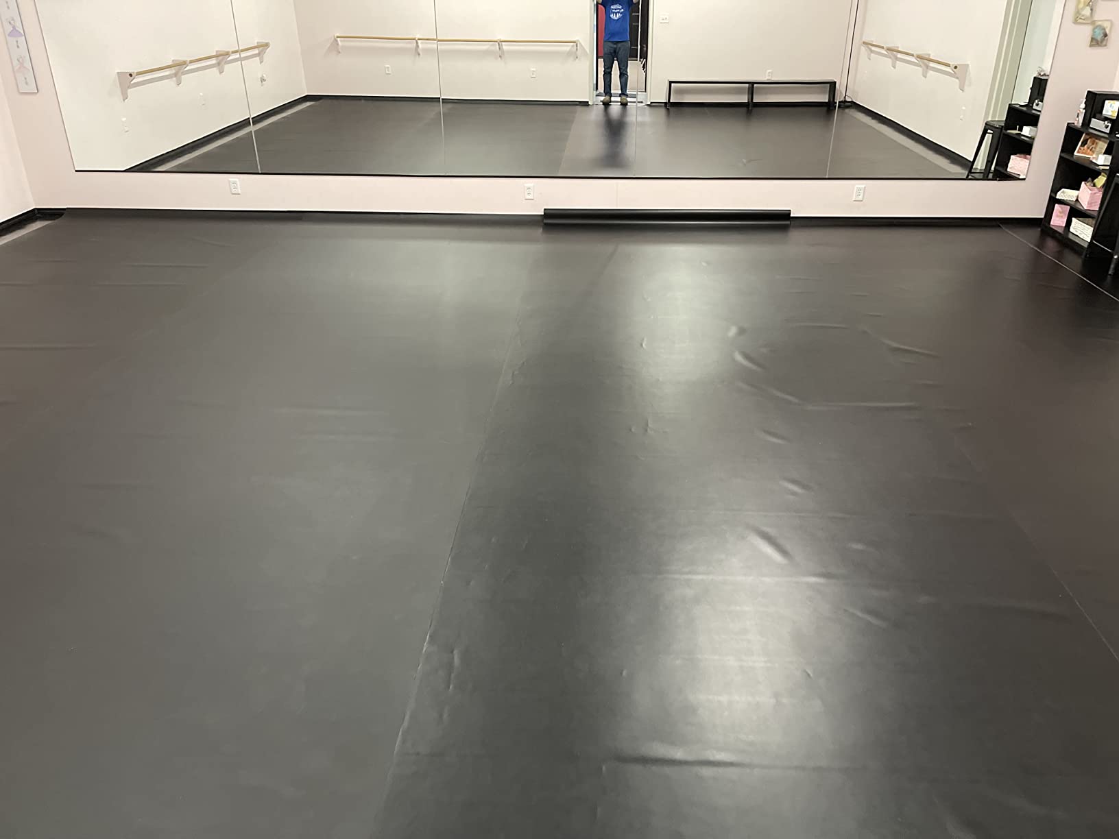 VEVOR Dance Floor Roll, 1.5mm PVC Dance Flooring Marley Dance Practice Floor Portable Grey/Black Roll Out Dance Floor Non-Slide & Wearproof Dance Mat for Ballet(6.6 x 15.7 ft, 6.6 x 49.2 ft) customer photo 1