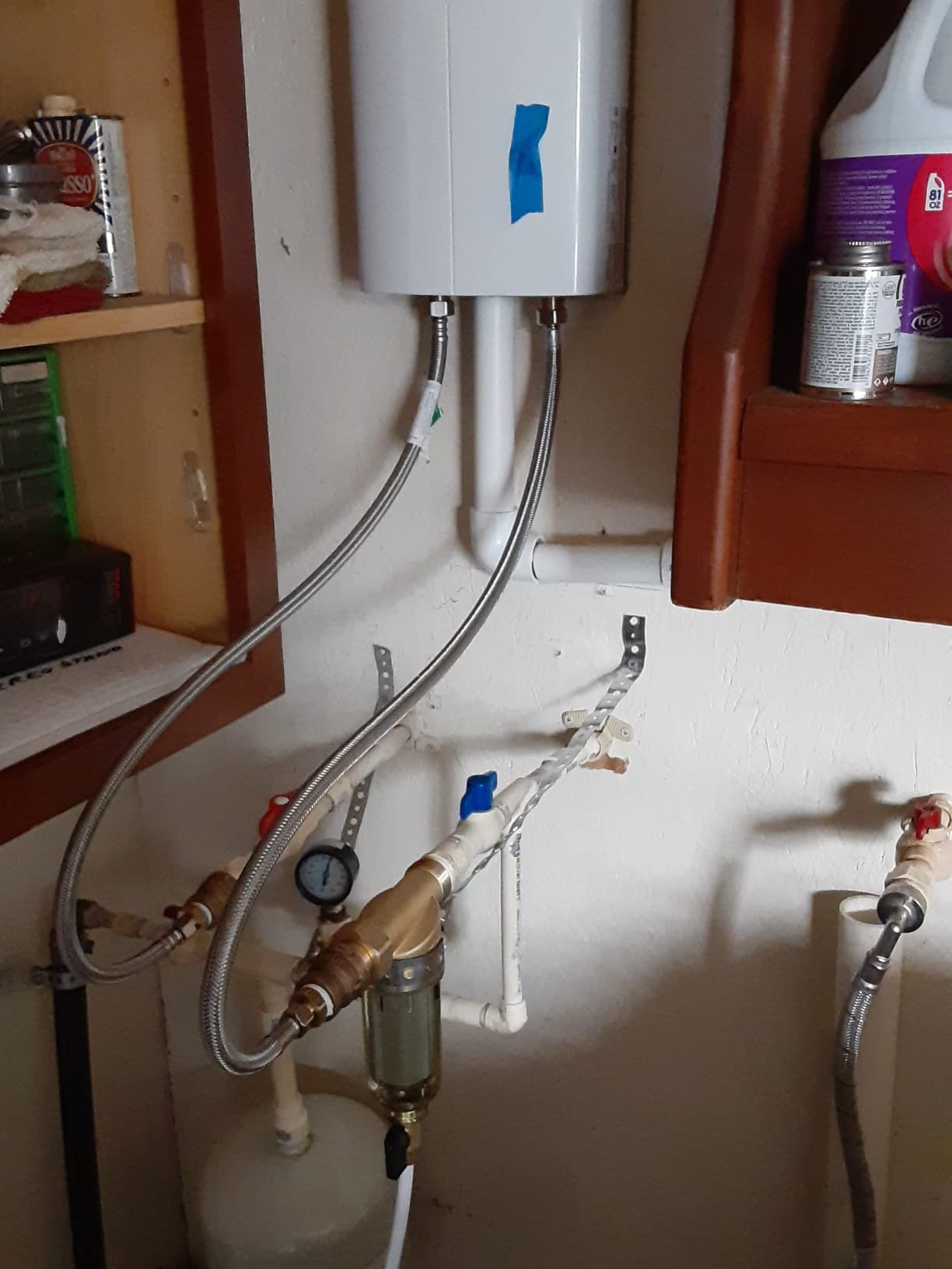 Stiebel Eltron DHX 10-2 Trend POU Electric Tankless Water Heater 9.6kW 240V - Made in Germany customer photo 1