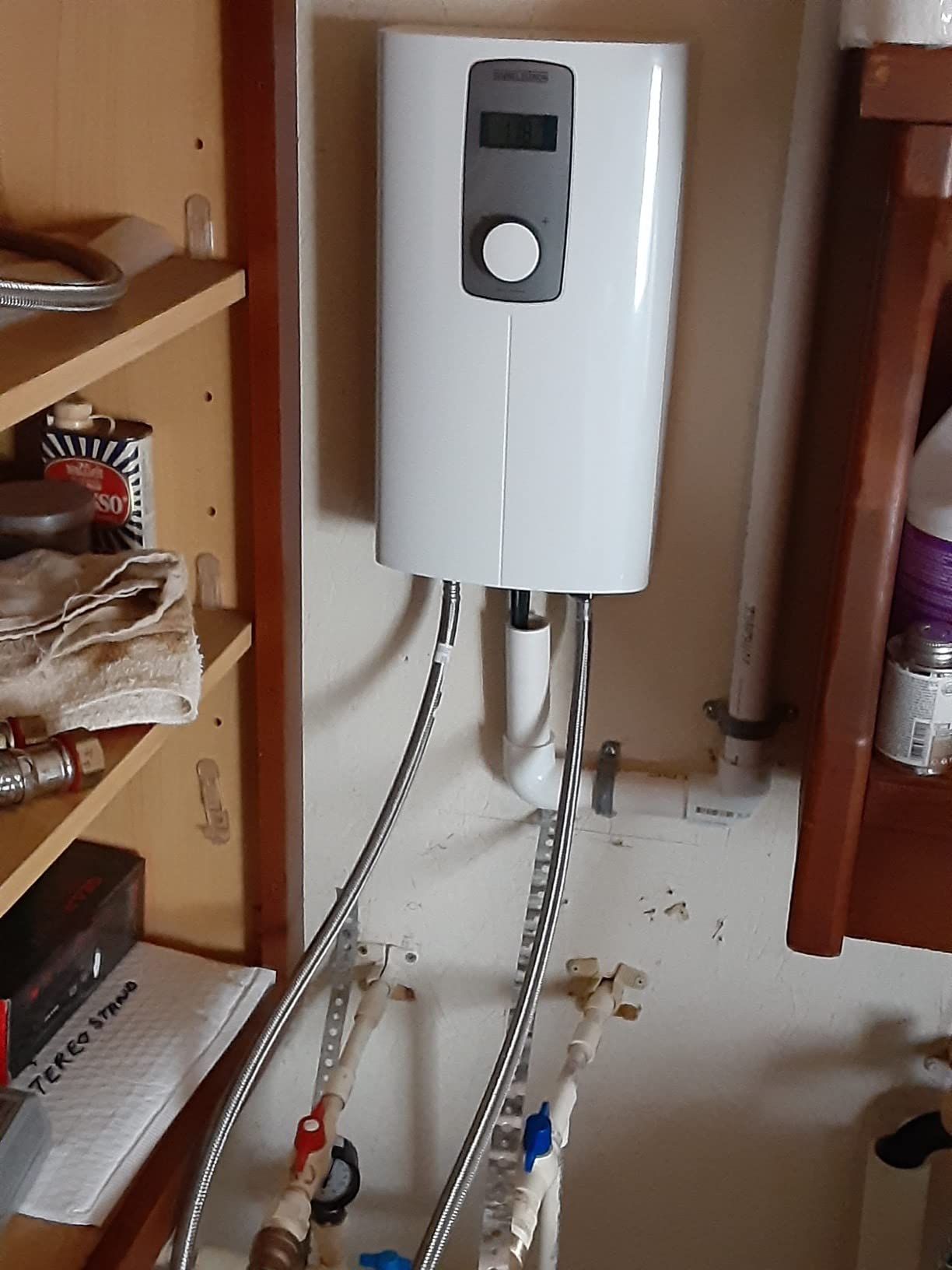 Stiebel Eltron DHX 10-2 Trend POU Electric Tankless Water Heater 9.6kW 240V - Made in Germany customer photo 2