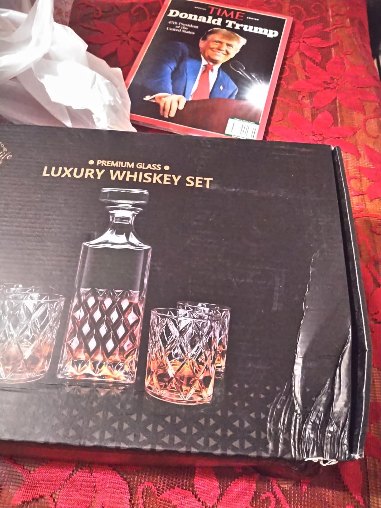 LIGHTEN LIFE Whiskey Decanter Set, Italian Crystal Decanter with 4 Whiskey Glasses in Gift Box - Bourbon Decanter for Scotch, Liquor - Birthday, Anniversary Bourbon Gifts for Men, Dad, Husband customer photo 1