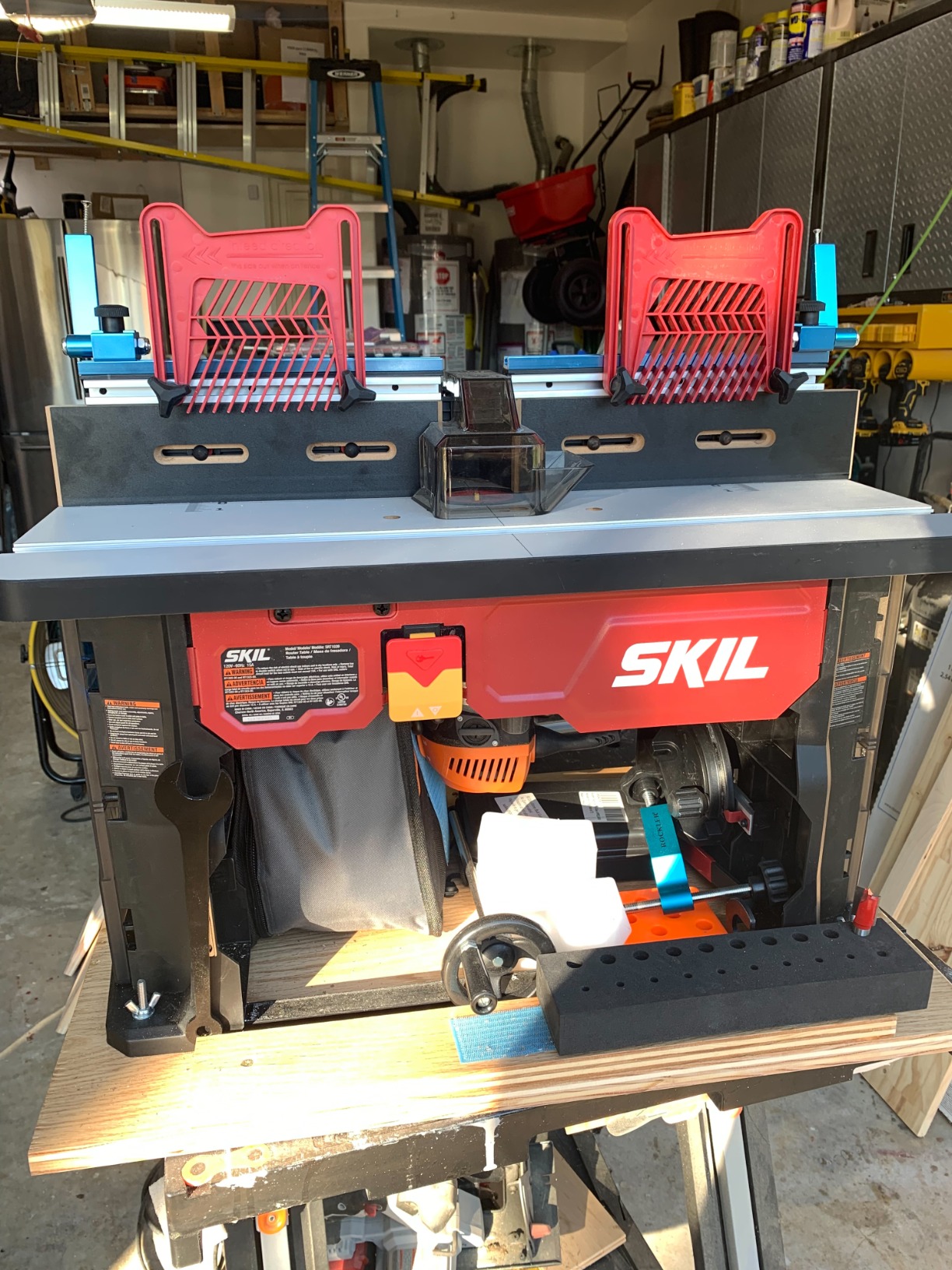 SKIL SRT1039 Benchtop Portable Router Table for SKIL Routers RT1323-00 & RT1322-00 (Router Not Included) customer photo 2