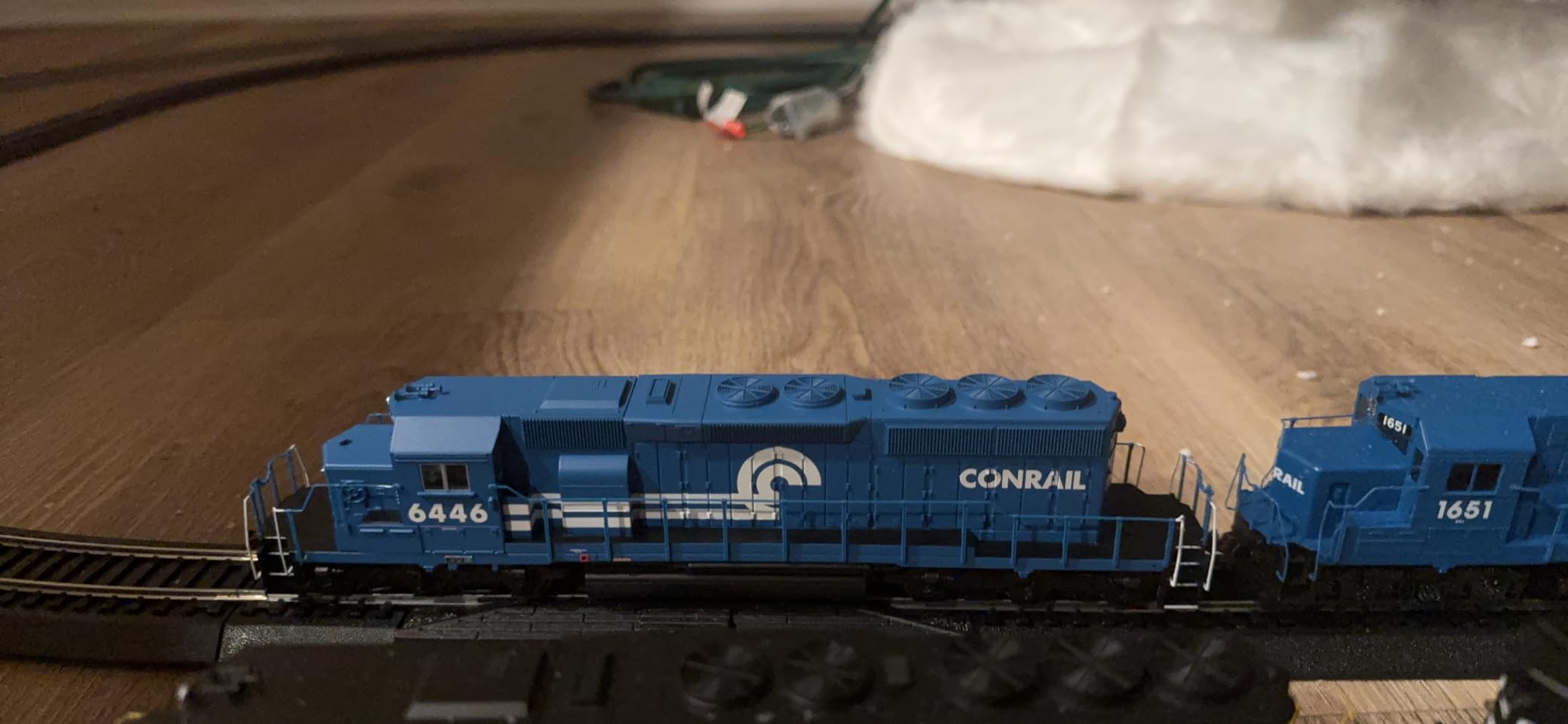 Bachmann Trains EMD SD 40-2 DCC Ready Locomotive Conrail #6446 HO Scale | Diesel Locomotive, DCC Ready with all Wheel Drive, Highly Detailed, Metal Wheels and E-Z Mate Couplers, 67029 customer photo 1
