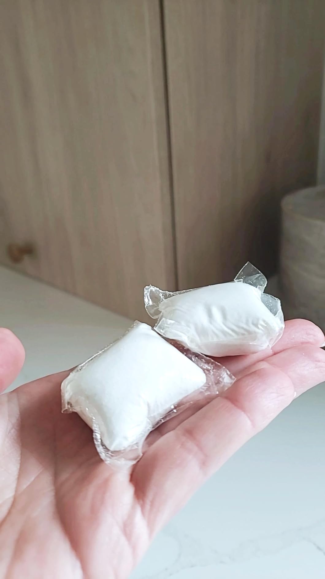 The Clean People Dishwasher Pods - Cuts Grease & Rinses Sparkling Clean - Residue-Free - Phosphate Free Dishwashing Pods (60 Count, Lemon Verbena) customer photo 1