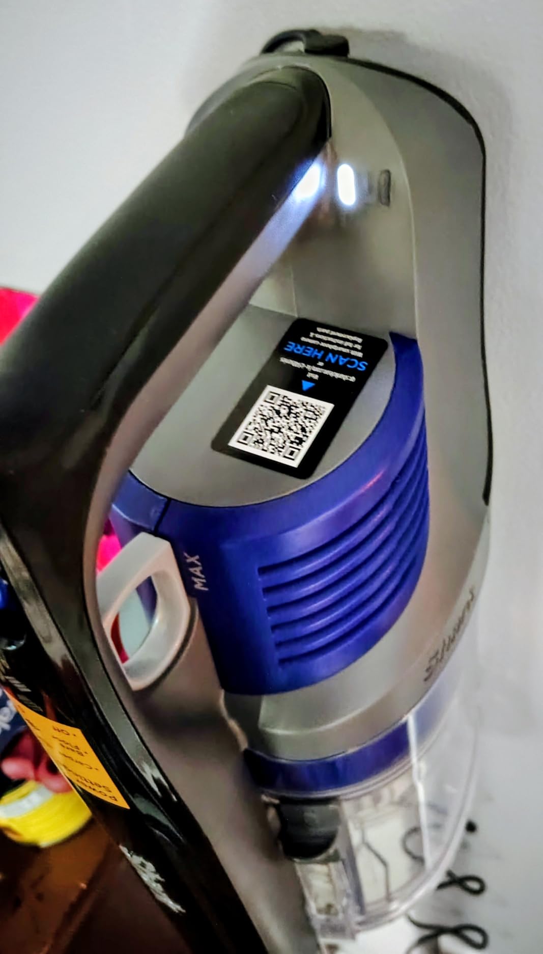Shark Cordless Vertex Pro Lightweight Cordless Stick Vacuum, Red, IZ662H | DuoClean PowerFins, HEPA Filter, Anti-Allergen Complete Seal, LED Headlights, for Carpets & Hardfloors customer photo 1