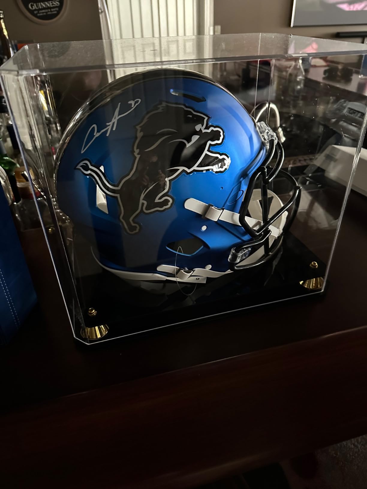 Pro Collector's Football Helmet Display Case Stand also fits Full Size Baseball, Ice Hockey, Motorcycle Helmets, One-Piece-Cover for Better Seal, Showcase with 98% UV Protection customer photo 2