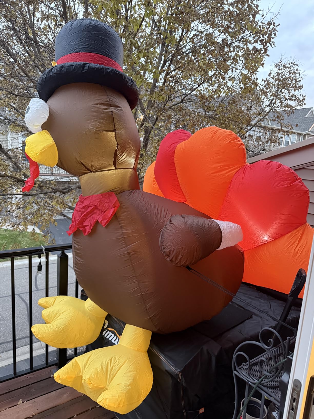 Thanksgiving 6FT Inflatable Turkey with Pilgrim Hat Yard Decoration - LED Light Up Blow Up Turkey for Outdoor Indoor Lawn Thanksgiving Yard Decorations and Autumn Holiday Family Party Display customer photo 1