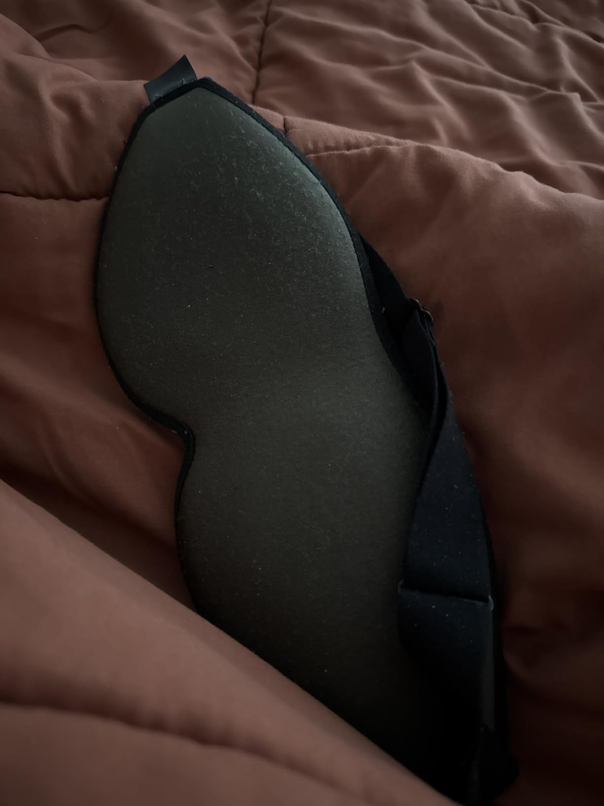 LitBear Sleep Mask for Side Sleeper Women Men, Eye Mask for Sleeping | Light Blocking 3D Contoured Sleeping Mask, Soft Breathable Sleep Eye Mask with Adjustable Elastic Strap for Travel, Black customer photo 1