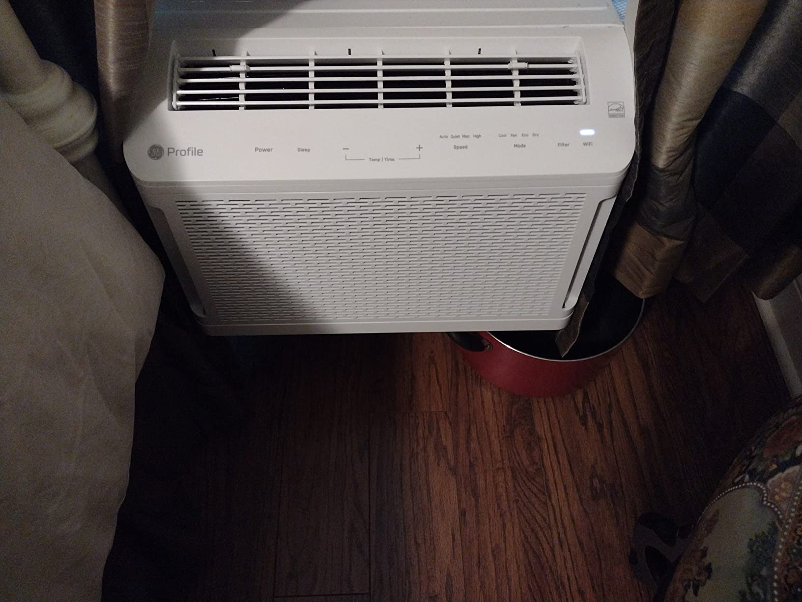 GE Profile ClearView Window Air Conditioner 6,100 BTU, WiFi Enabled, Ultra Quiet for Small Rooms, Full Window View with Easy Installation, Energy-Efficient Cooling customer photo 1