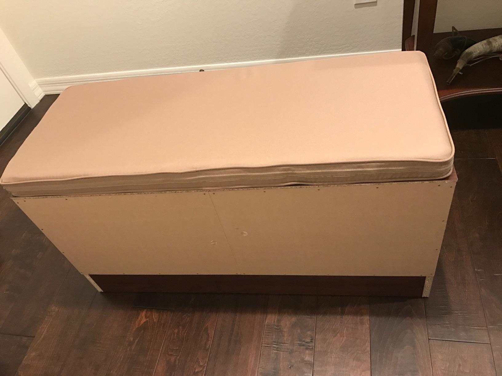 ClosetMaid 1631 Cubeicals 3-Cube Storage Bench, White with Gray Cushion customer photo 1