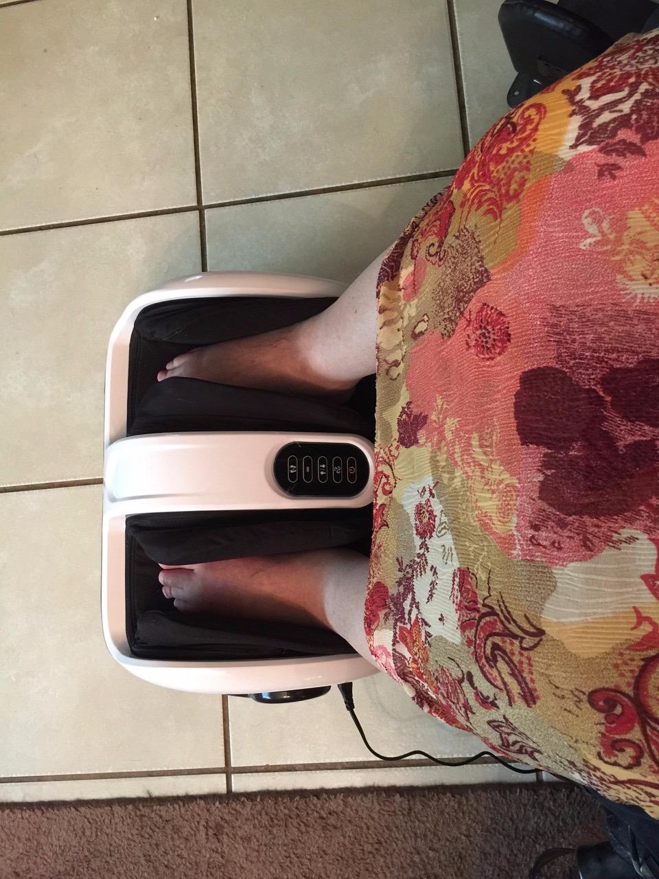 Cloud Massage Shiatsu Foot Massager with Heat, Standard Size, White | Deep Kneading & Compression, Adjustable Intensity, Multi-Mode Leg and Foot Massager with Remote Control customer photo 2