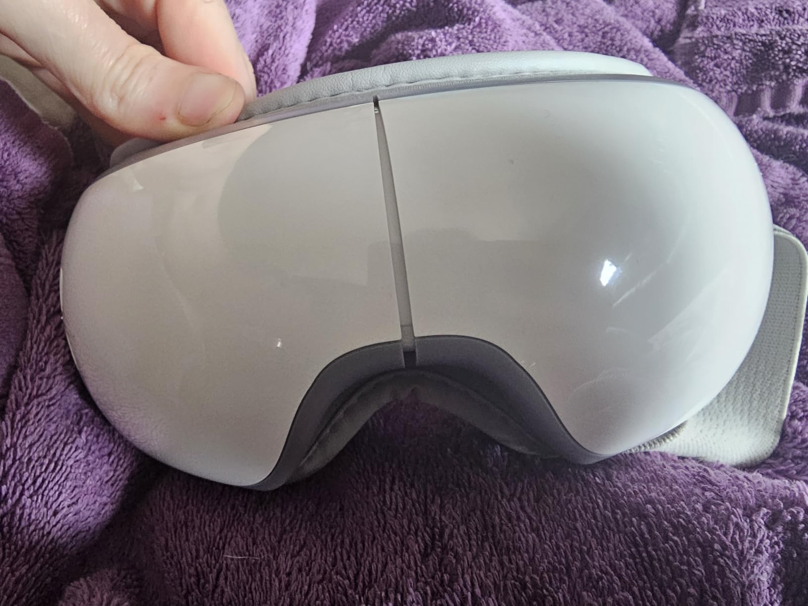 RENPHO Eyeris 1 Eye Massager with Heat, Heated Massage Eye Mask | Vibration Massage for Head Tension, Eye Strain, Dry Eyes & Dark Circles, FSA Eligible HSA, Gray customer photo 2