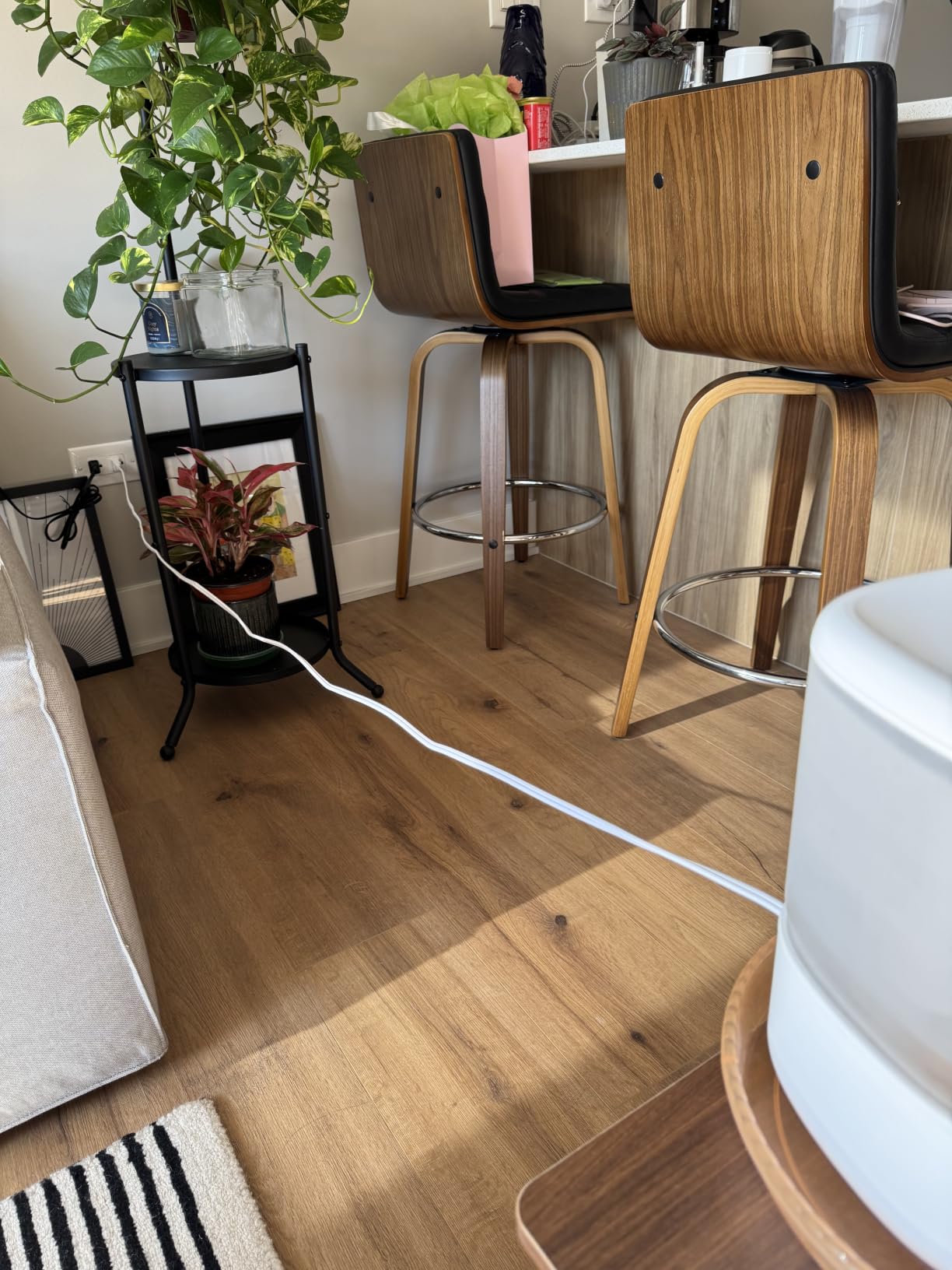 Levoit Smart Cool Mist Top Fill Humidifiers for Bedroom with Sensor, 3L | Auto Humidity Setting, APP & Voice Control, Essential Oil Diffuser, Ultra Quiet Operation, Super Easy Top Fill, 25H, White customer photo 2