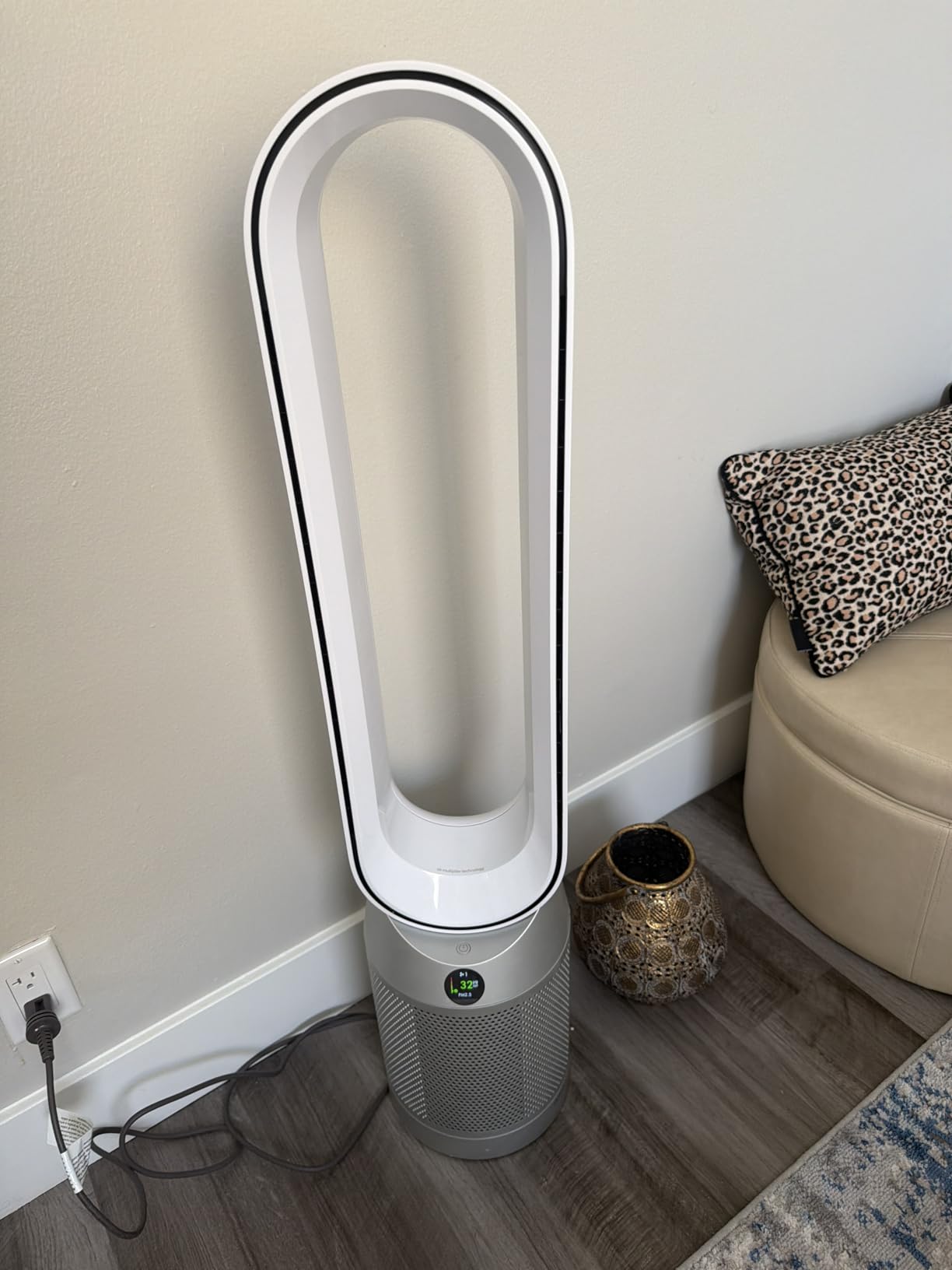 Dyson Purifier Cool TP07 Smart Air Purifier and Fan - White/Silver customer photo 1