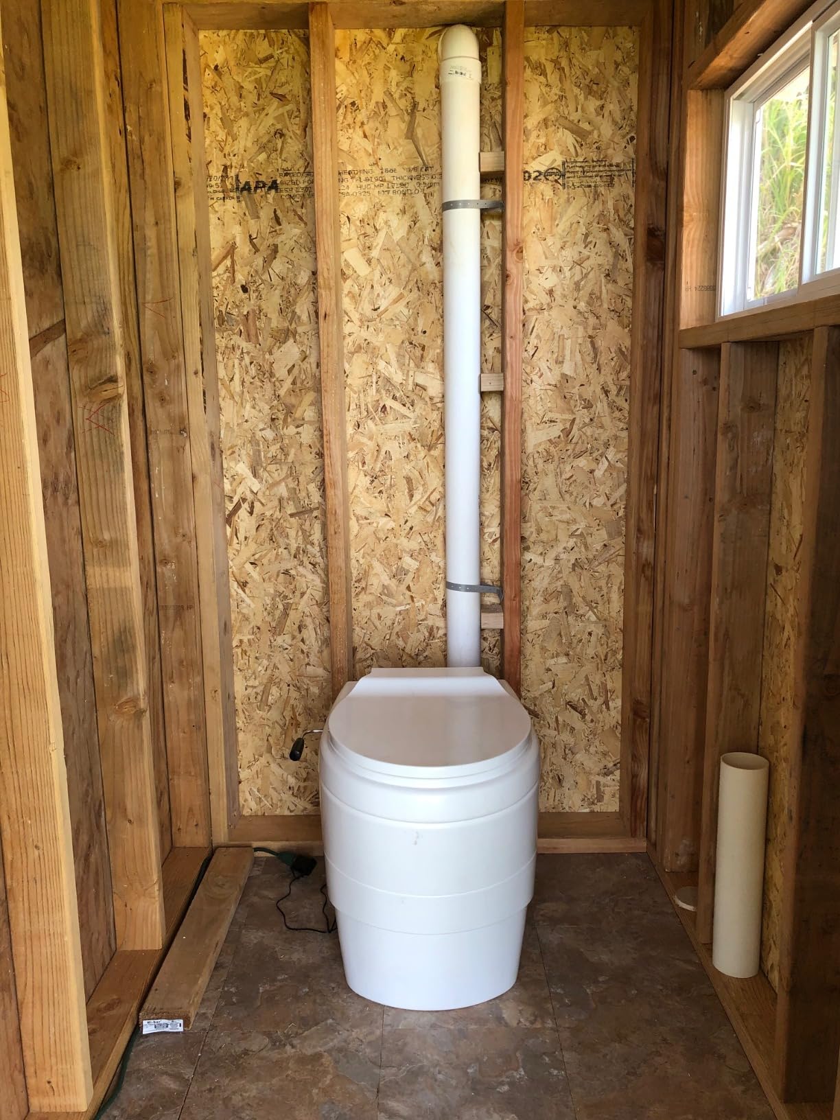 Thinktank Composting Toilet, White customer photo 2