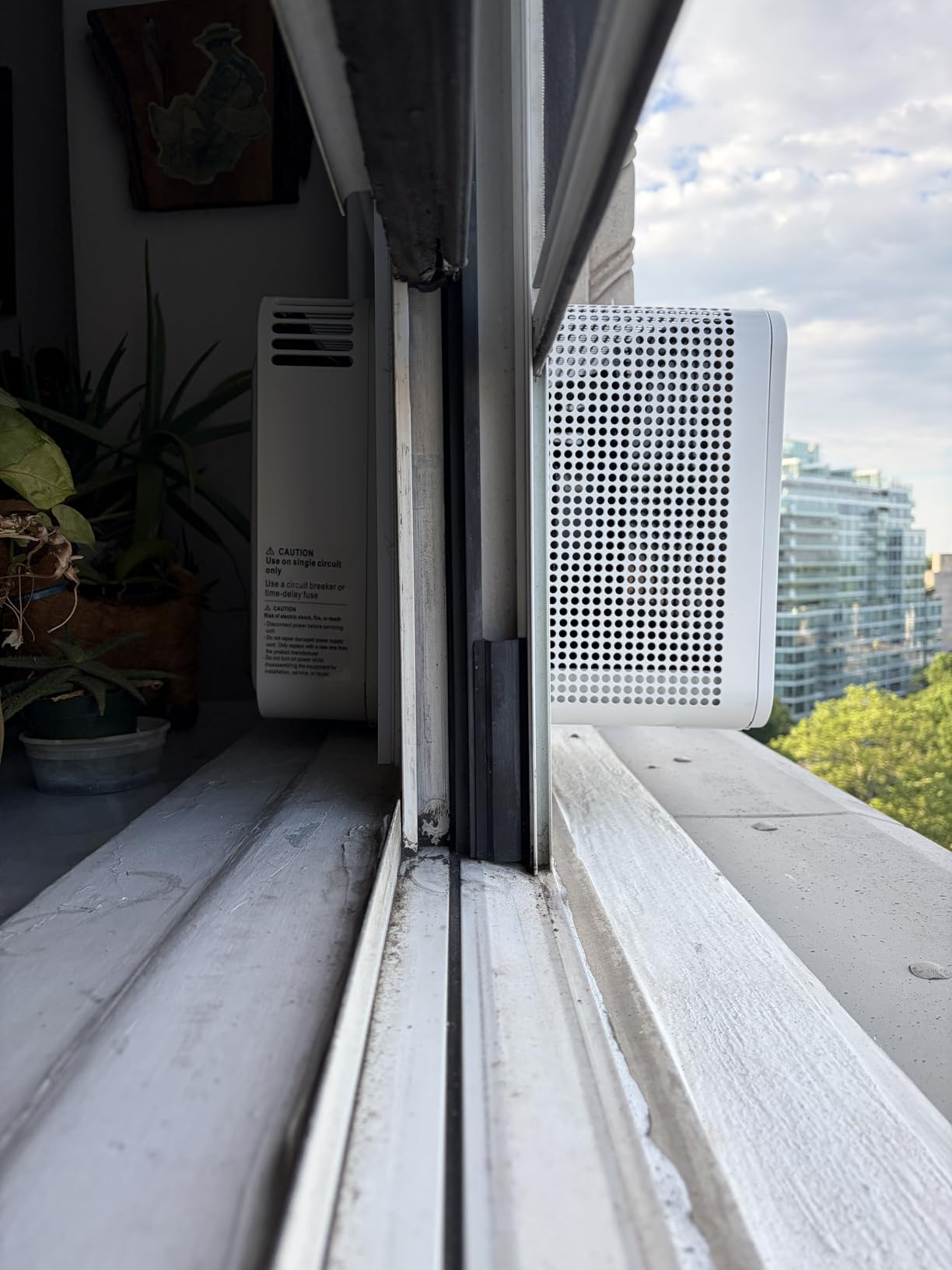 Windmill 6,000 BTU Window Air Conditioner, Cools up to 250 sq ft | Quiet and Smart, Easy Install, Voice-Enabled, Remote and App Control AC Unit customer photo 2